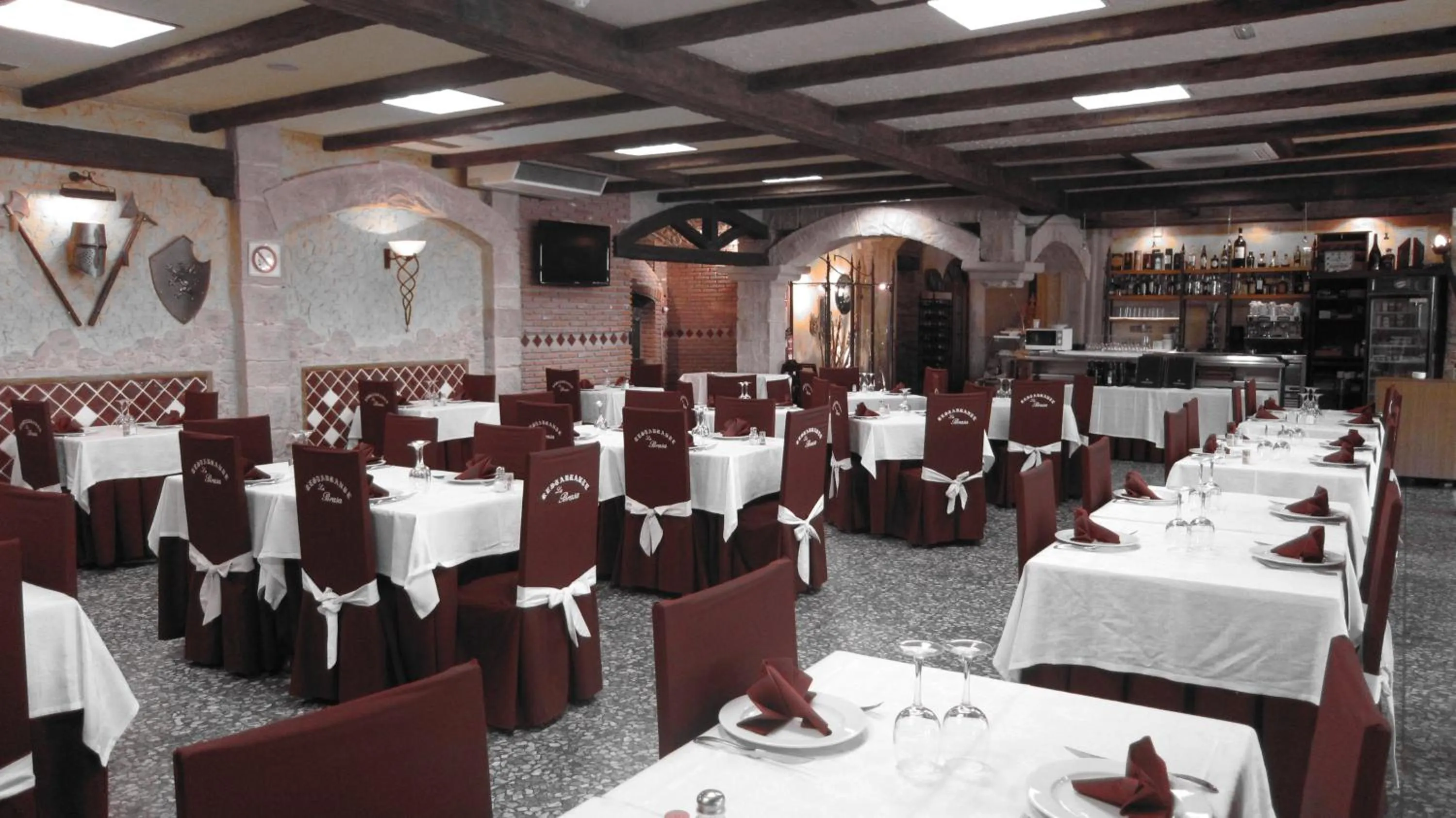 Restaurant/places to eat in Hotel La Brasa