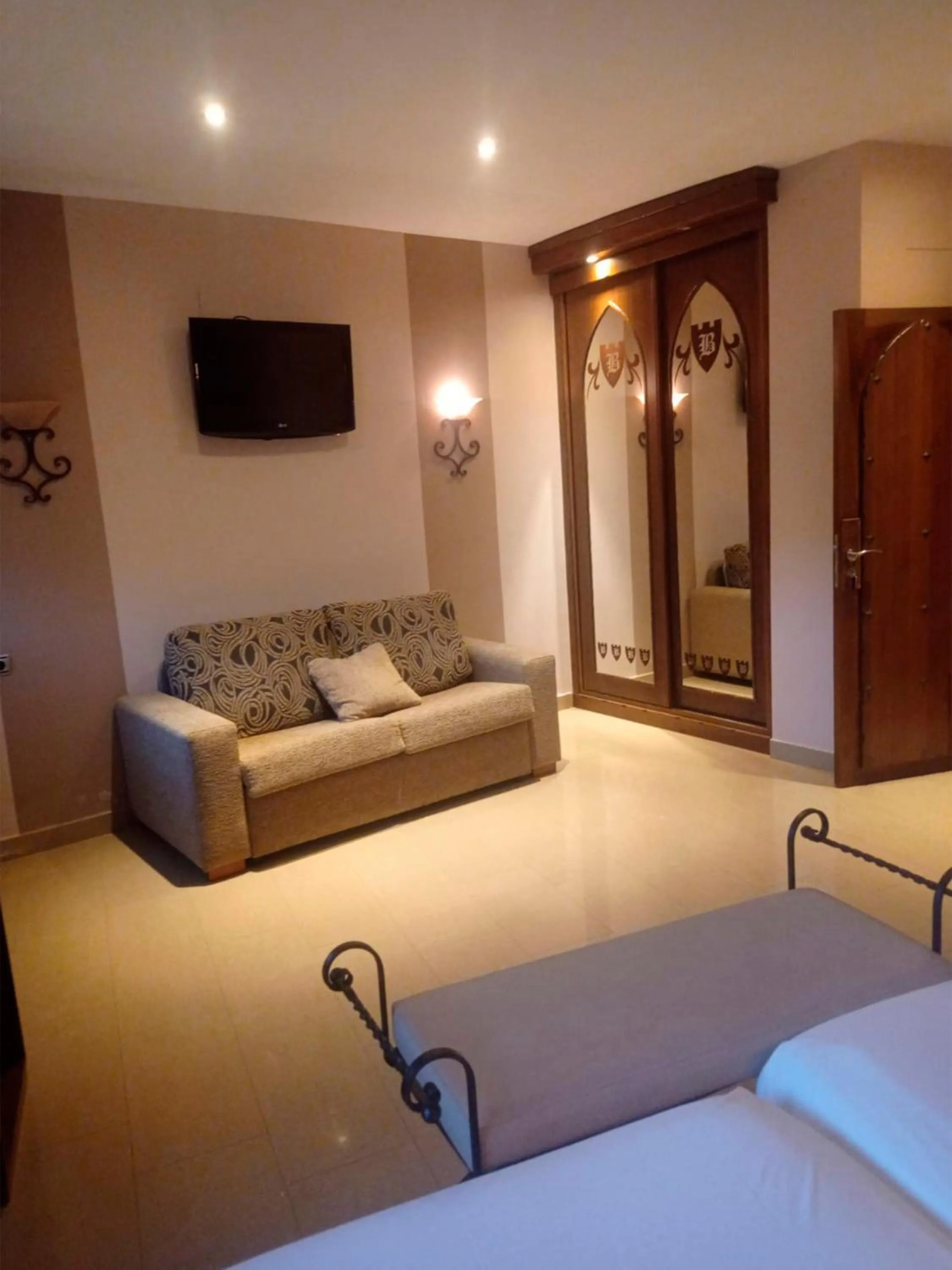 Bed in Hotel La Brasa