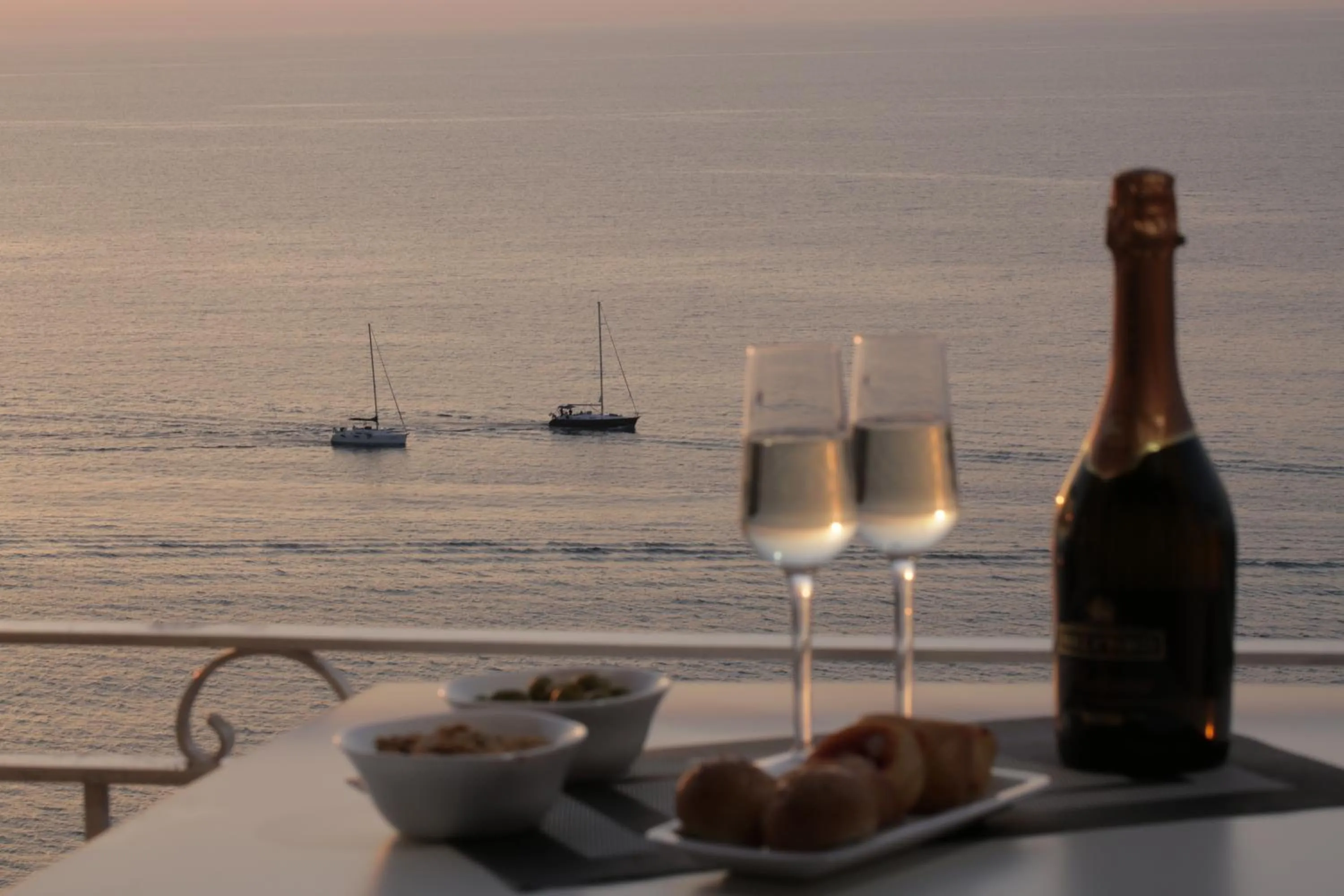 Property building in Sunset Tropea