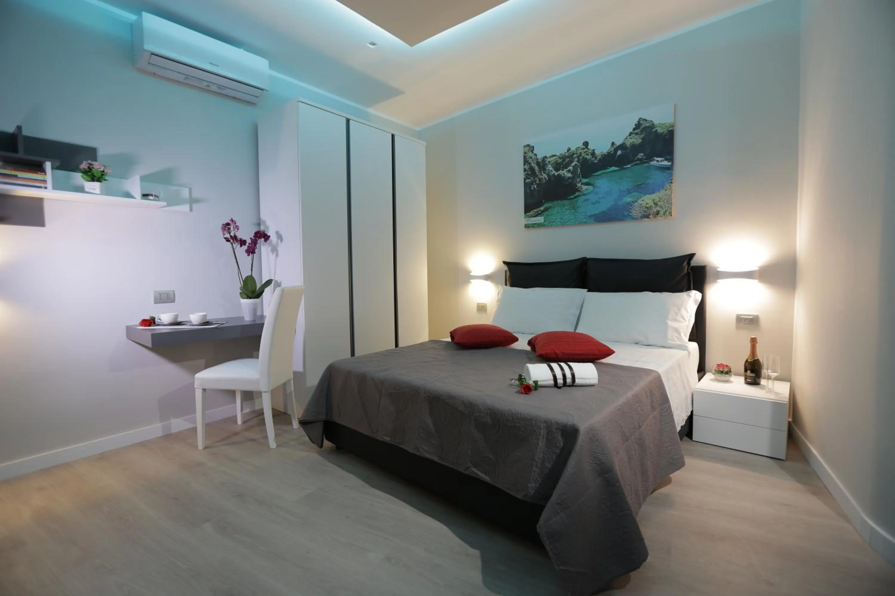 Bed in Sunset Tropea