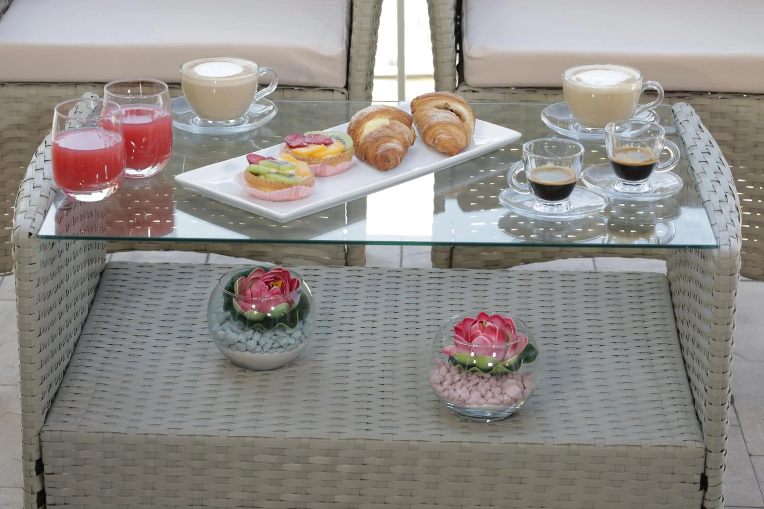 Breakfast in Sunset Tropea