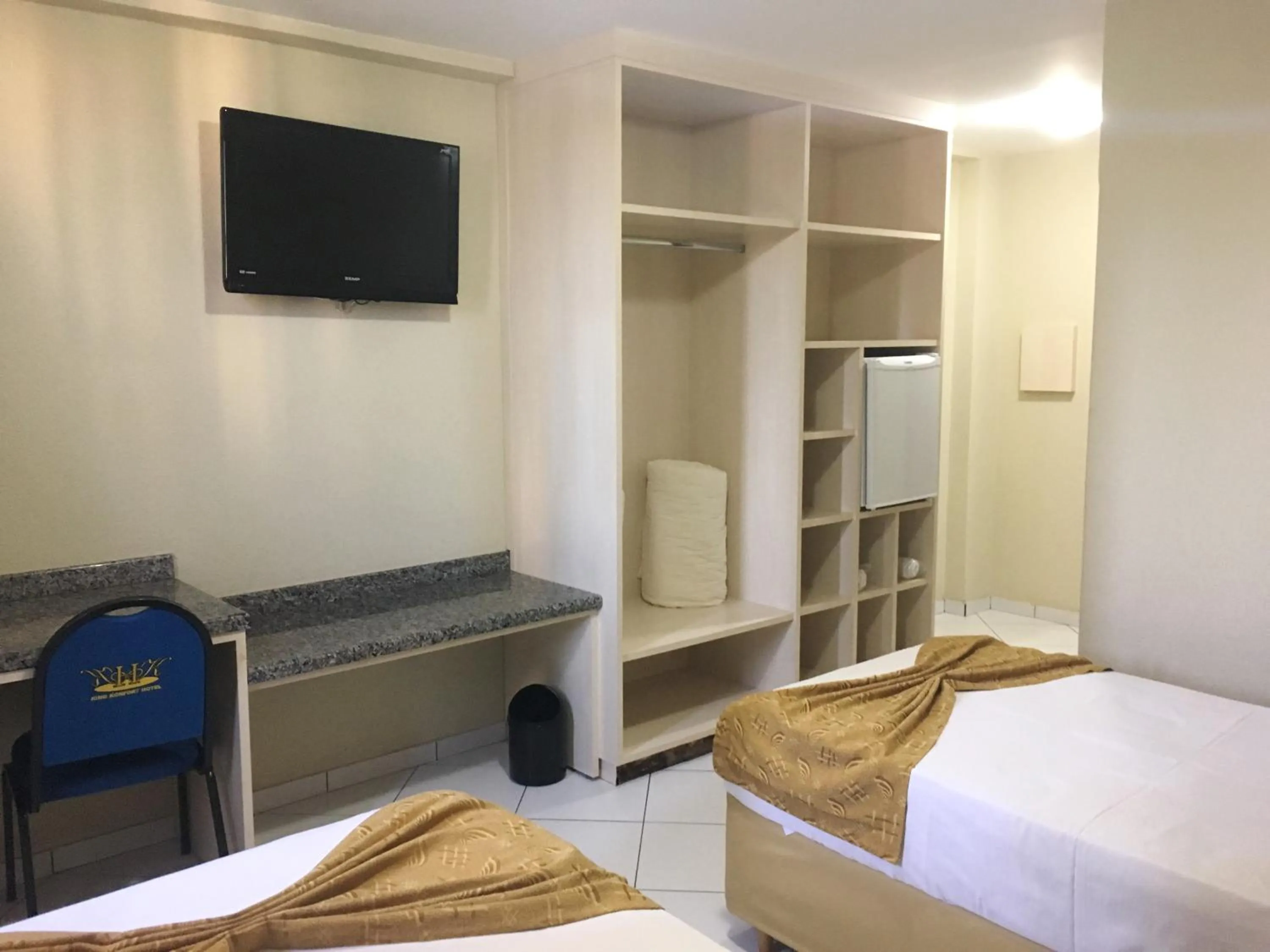 Bed in King Konfort Hotel