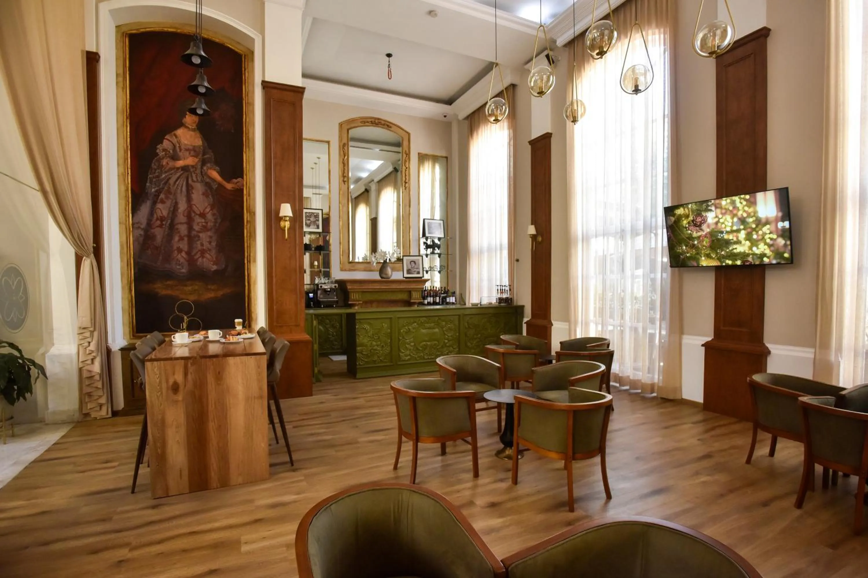 Lounge or bar in Plaza Camelinas Hotel