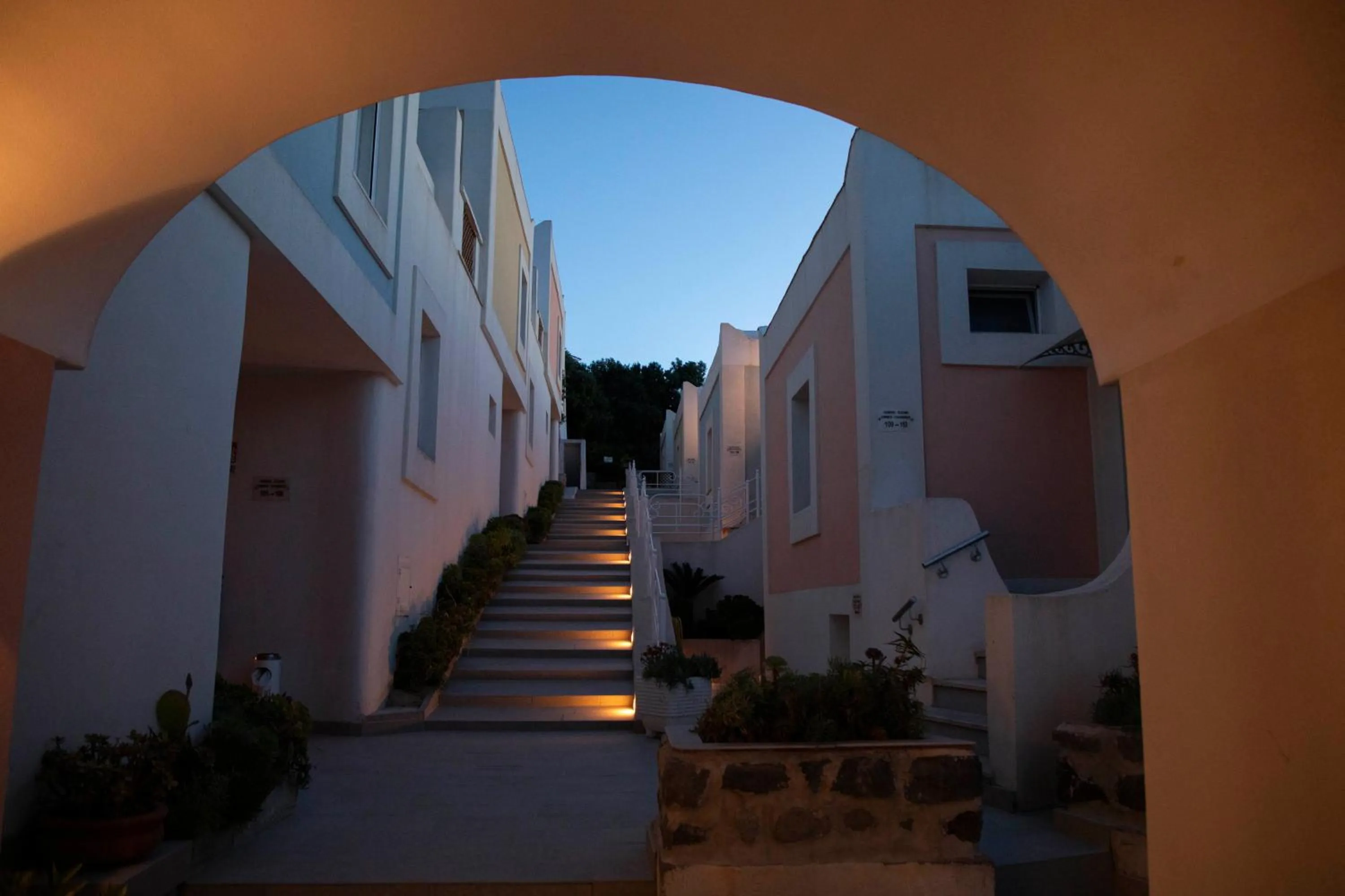 Property building in Hotel Chiaia Di Luna