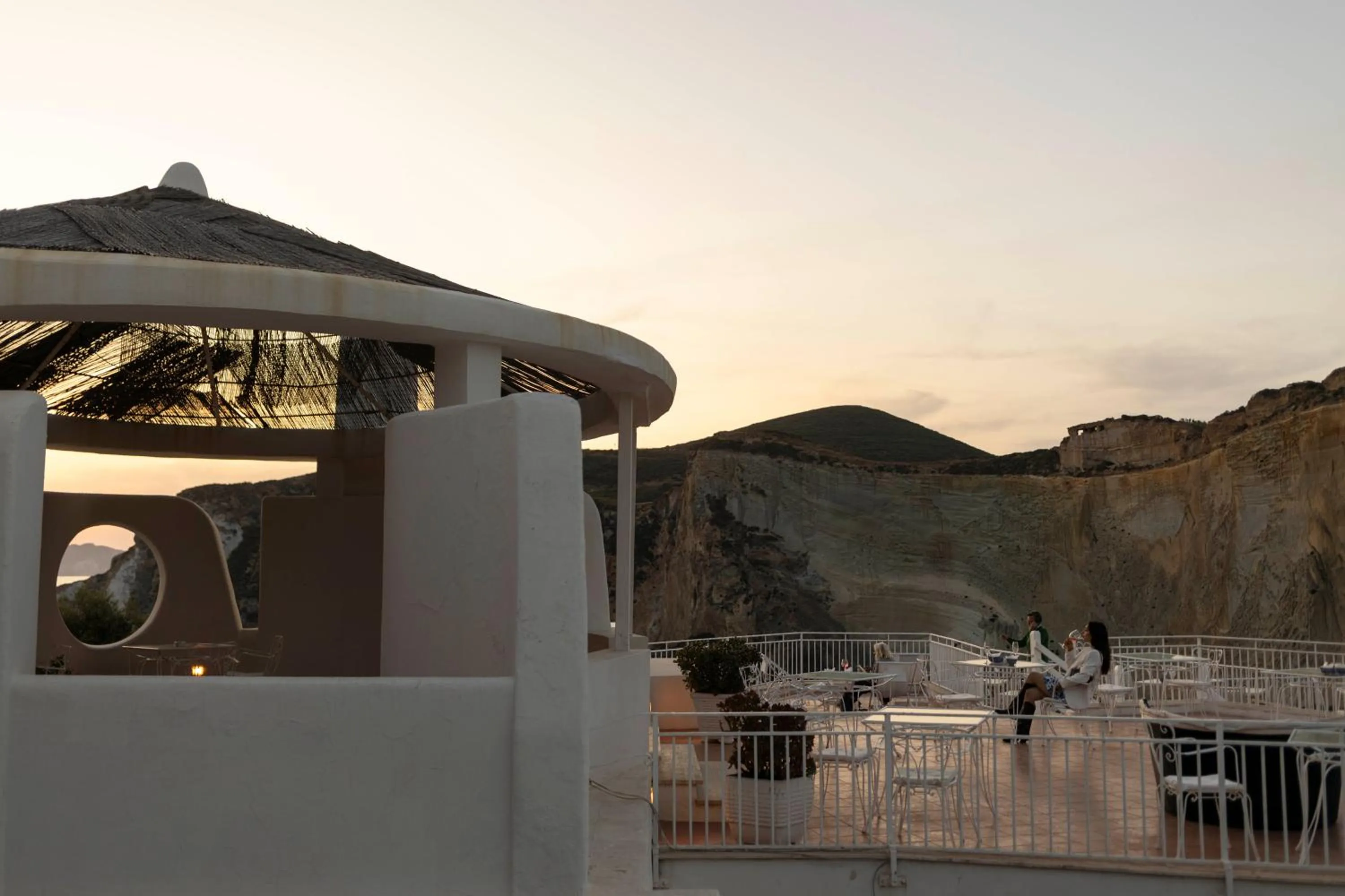 Restaurant/places to eat in Hotel Chiaia Di Luna