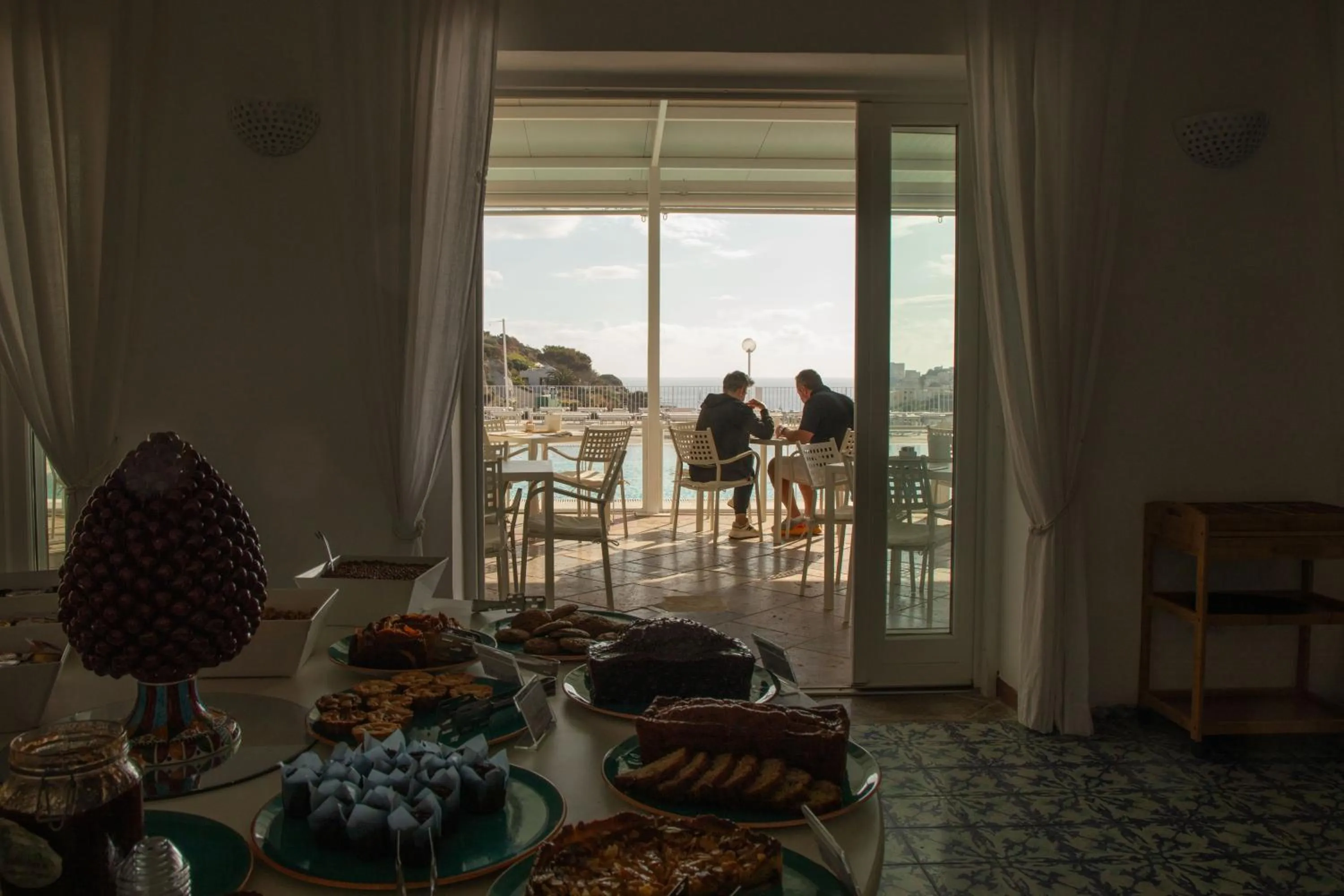 Breakfast in Hotel Chiaia Di Luna