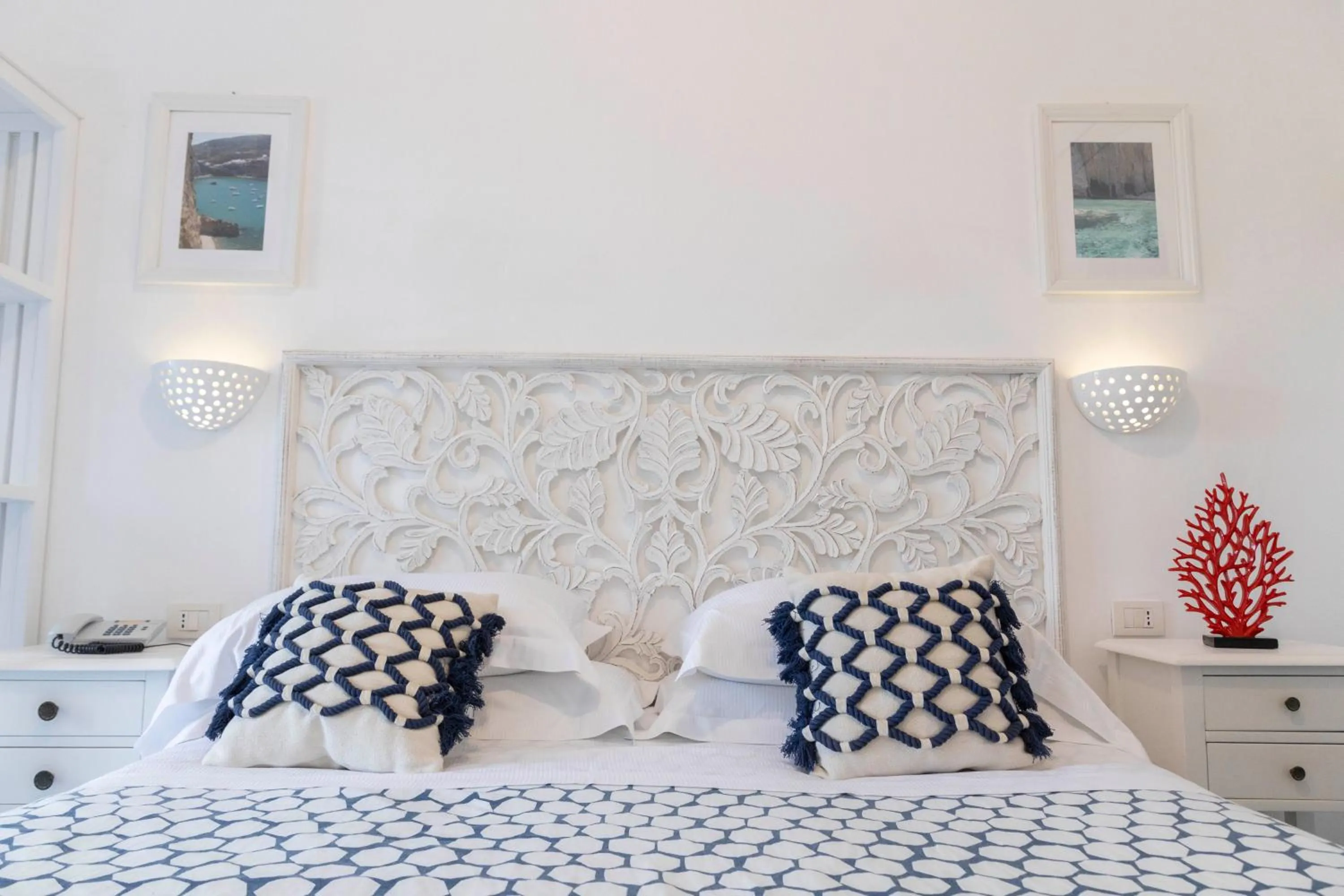 Bed in Hotel Chiaia Di Luna