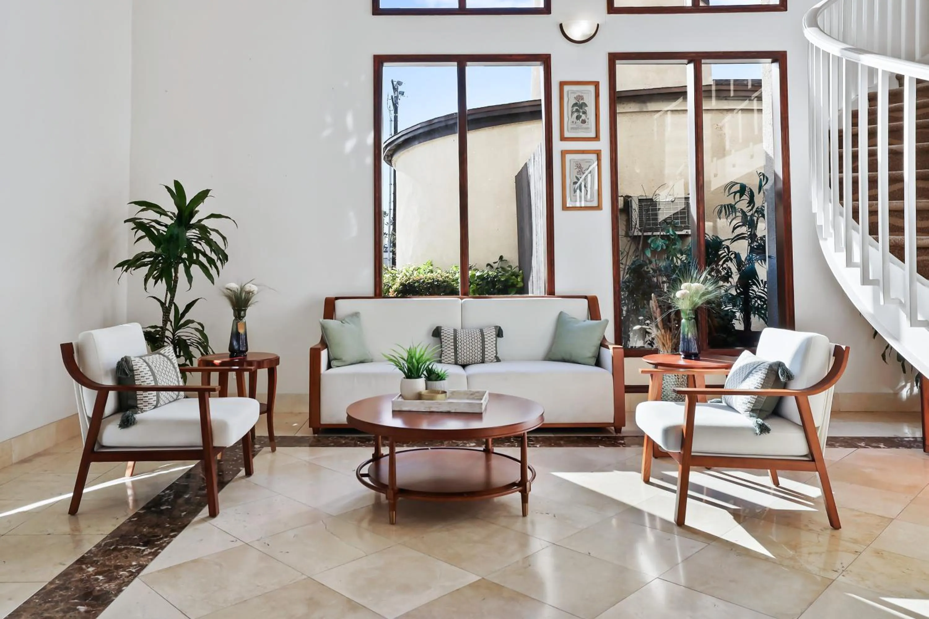 Lobby or reception in Brookhurst Plaza Inn