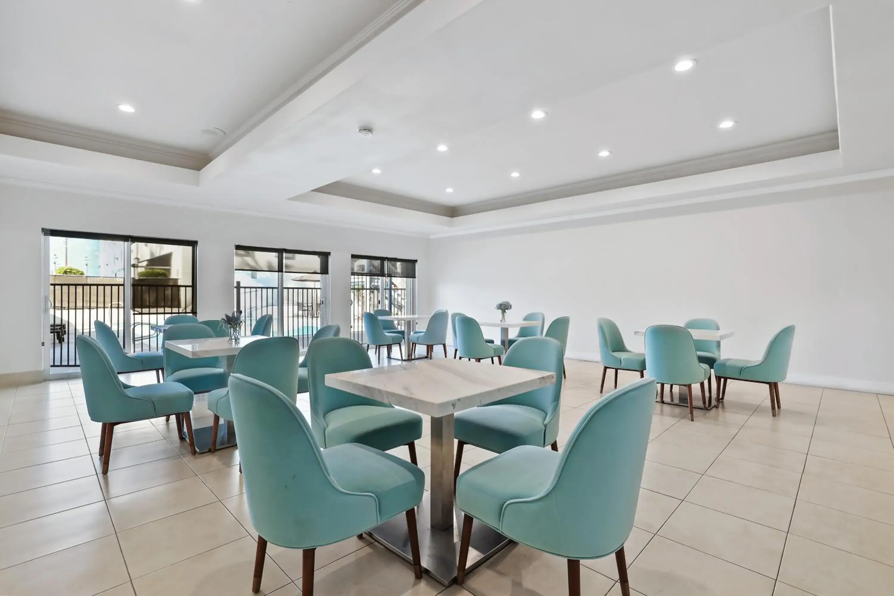 Breakfast in Brookhurst Plaza Inn Breakfast in Brookhurst Plaza Inn