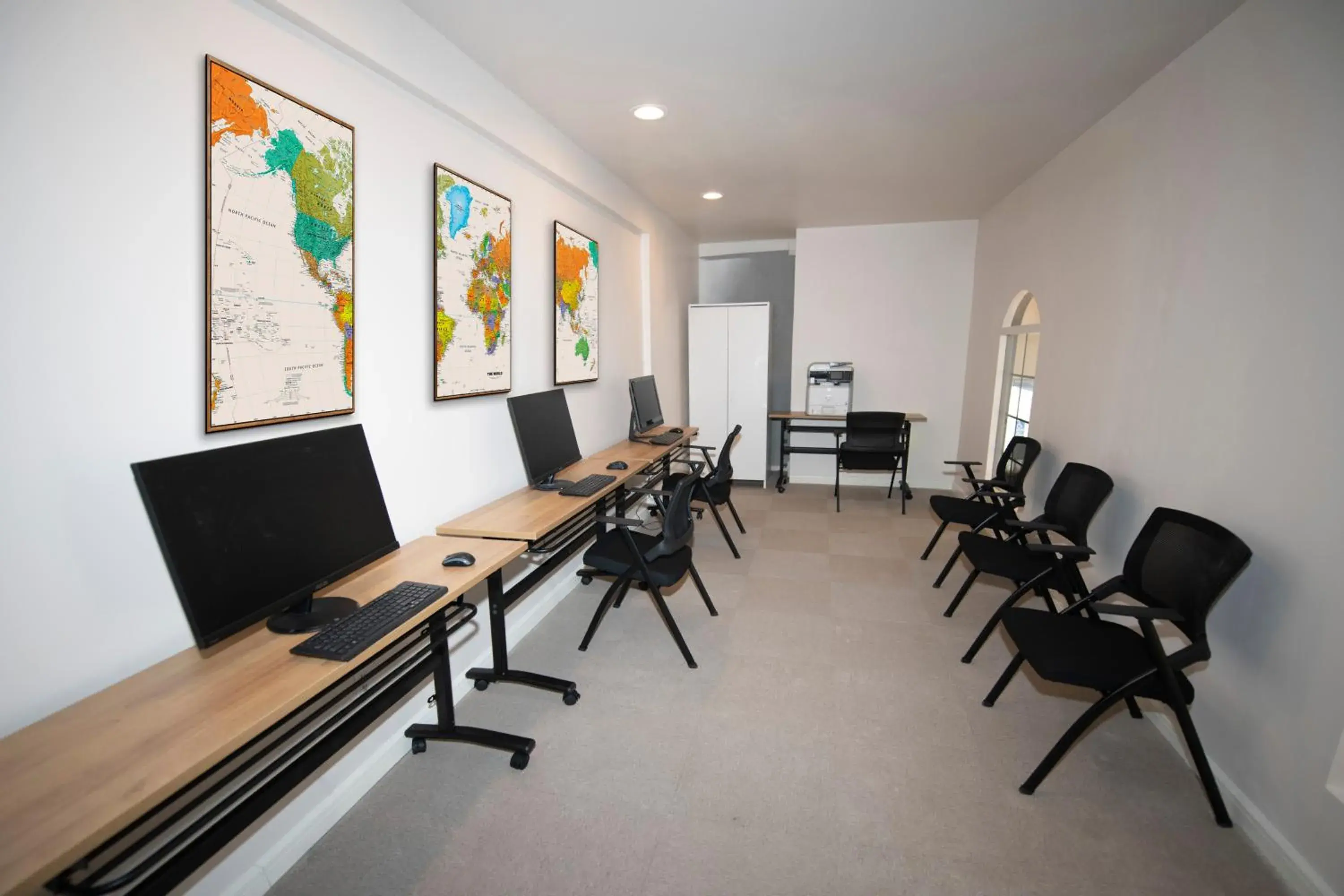 Property building in Brookhurst Plaza Inn Property building in Brookhurst Plaza Inn