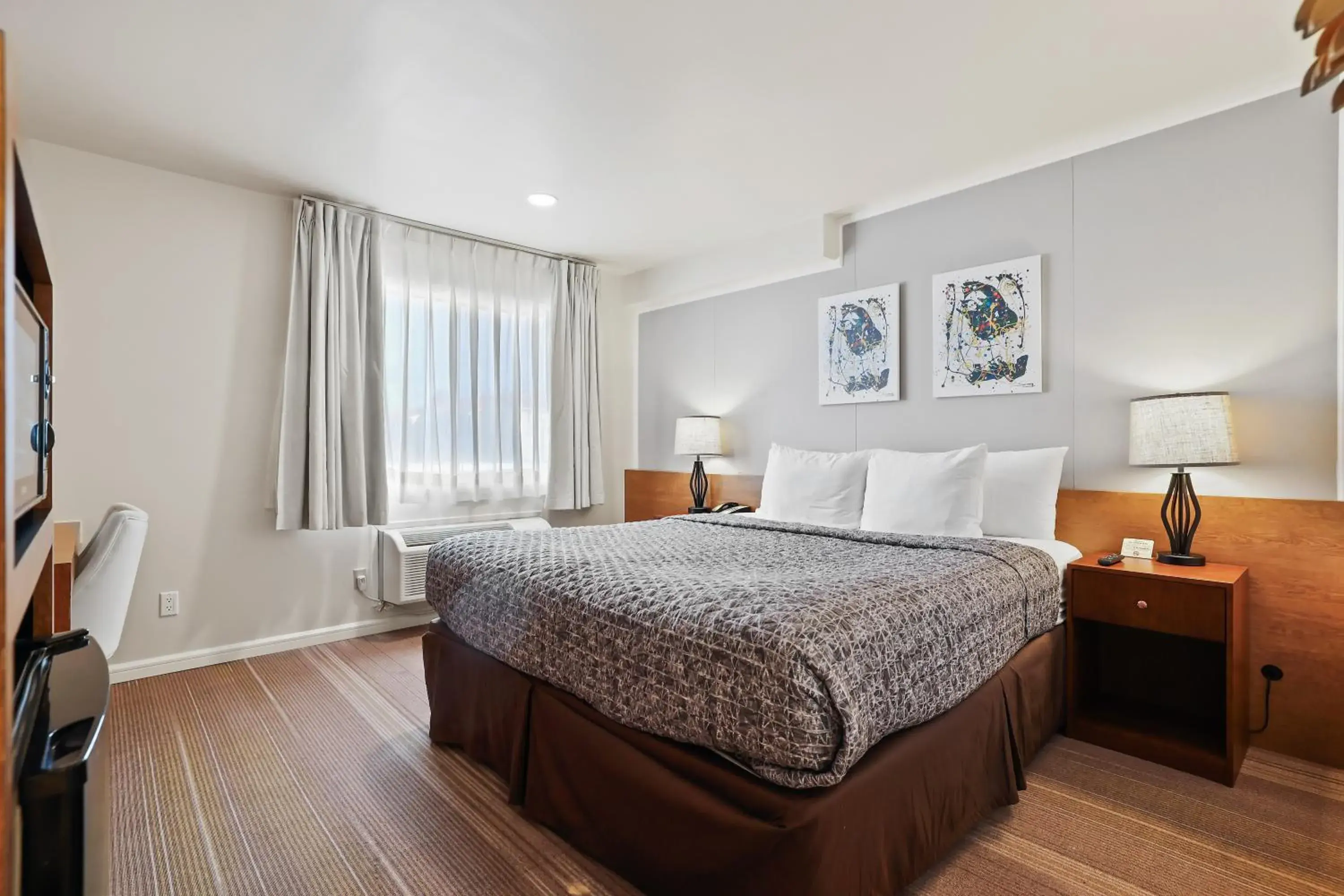 Bedroom, Bed in Brookhurst Plaza Inn Bedroom, Bed in Brookhurst Plaza Inn