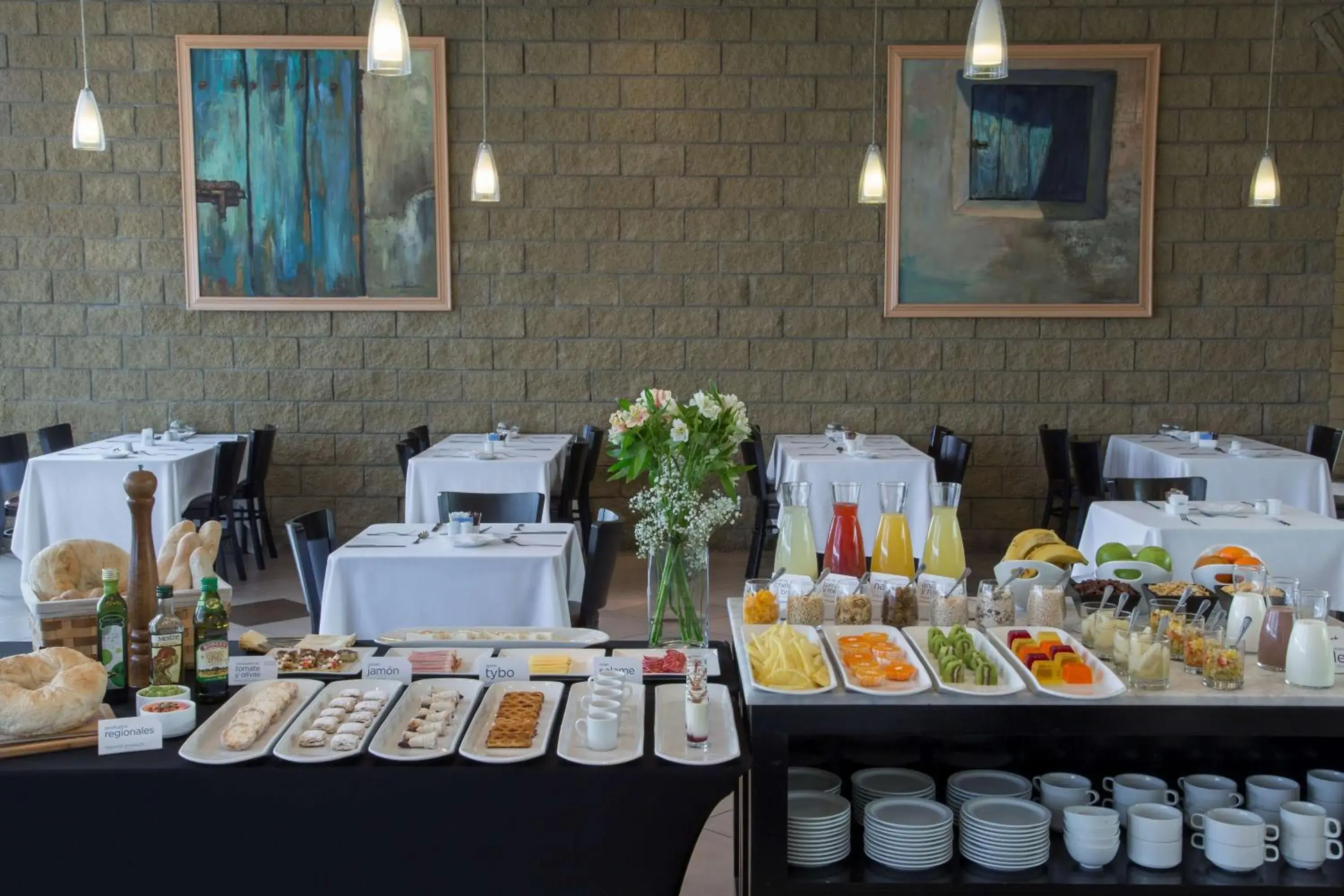 Restaurant/places to eat in NH Antofagasta Restaurant/places to eat in NH Antofagasta