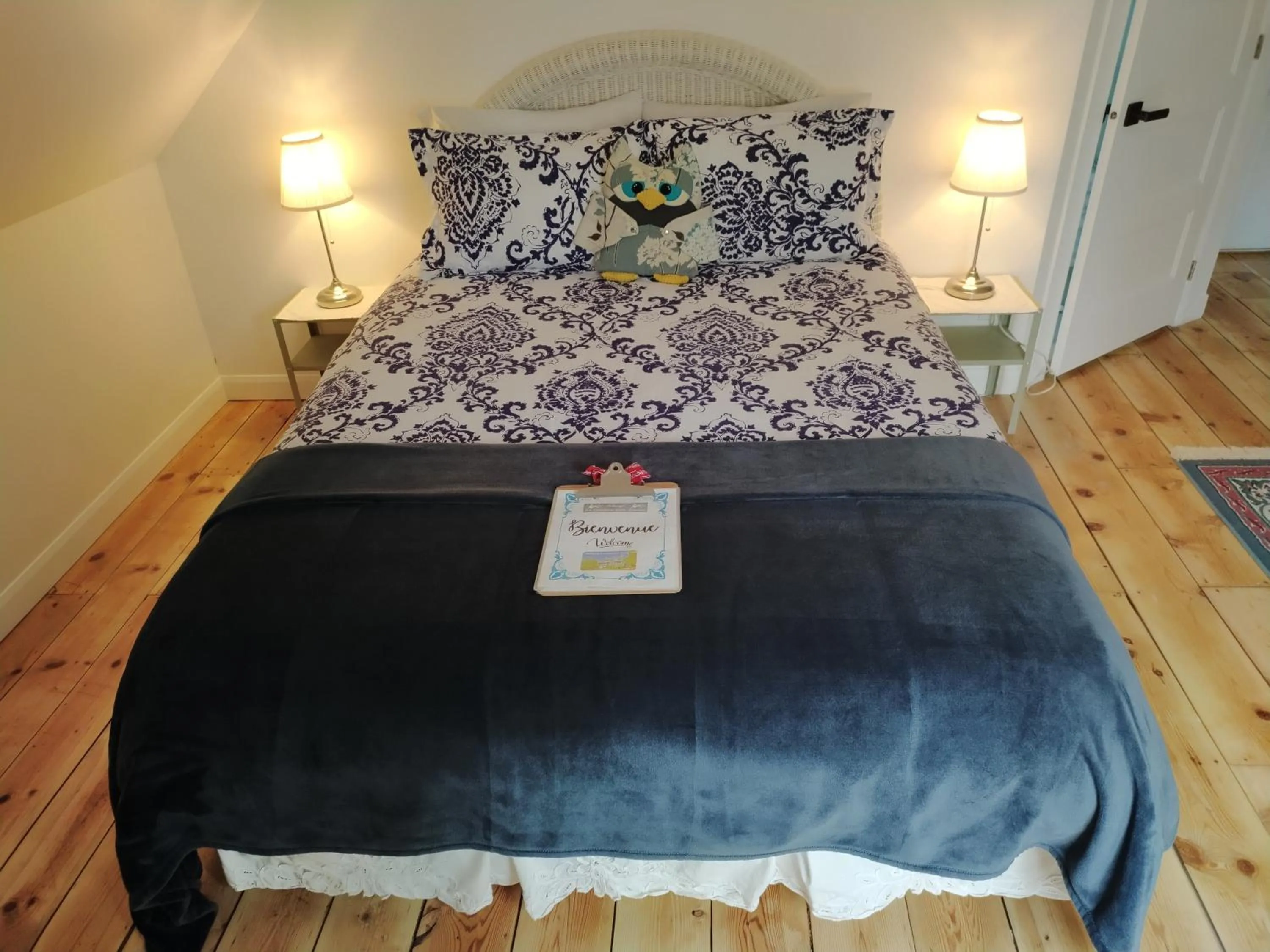 Bed in Auberge La Châtelaine