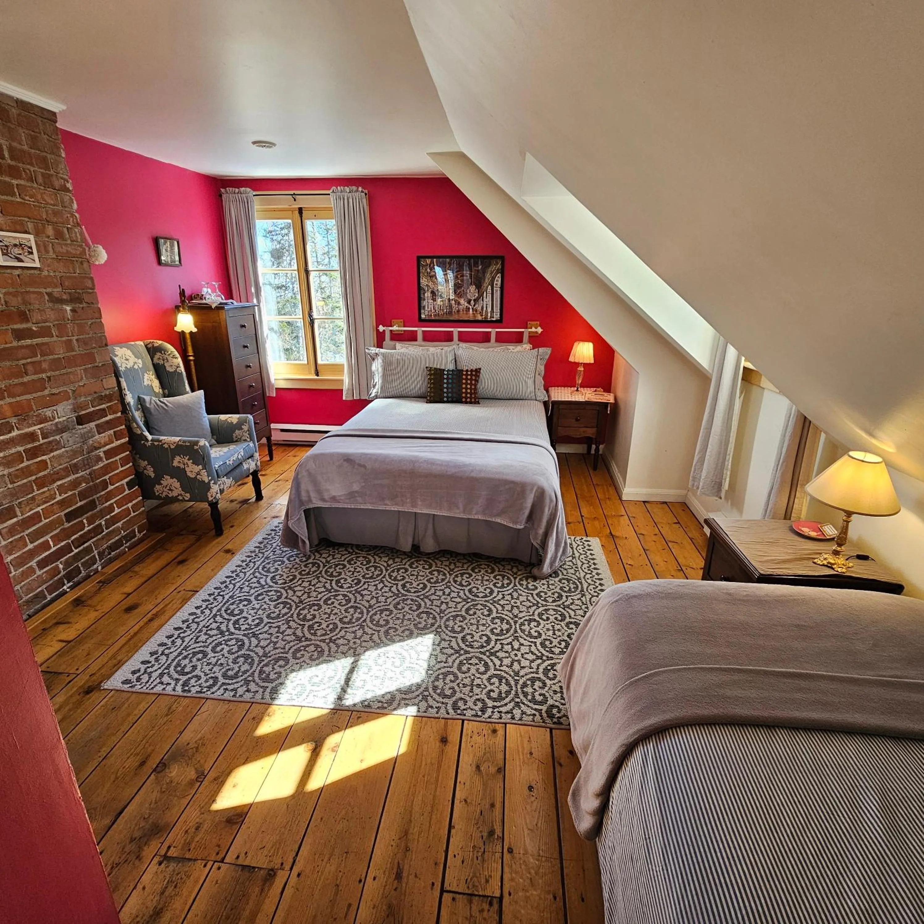 Bedroom, Bed in Auberge La Châtelaine