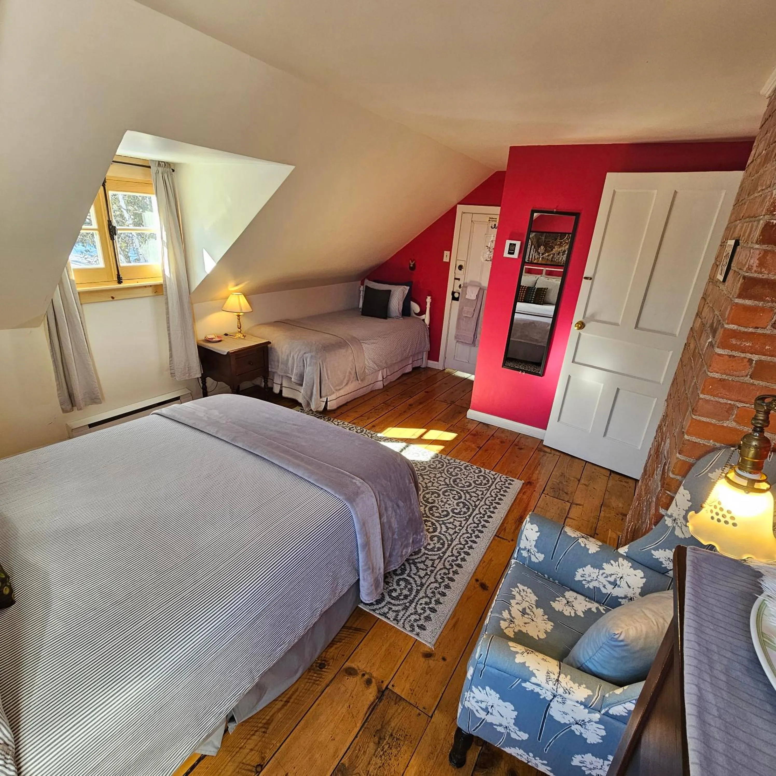 Bedroom, Bed in Auberge La Châtelaine