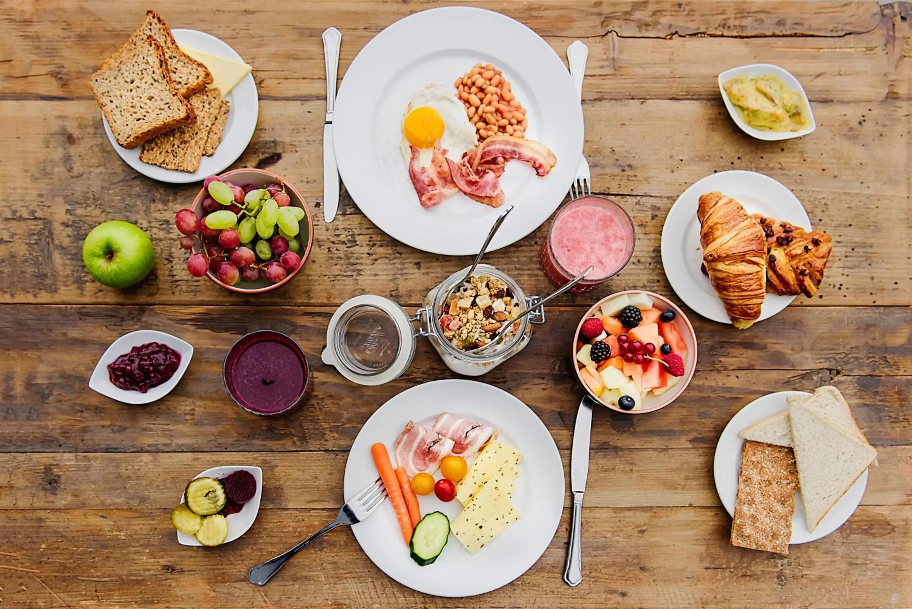 Breakfast in Radisson Blu Polar Hotel, Spitsbergen Breakfast in Radisson Blu Polar Hotel, Spitsbergen