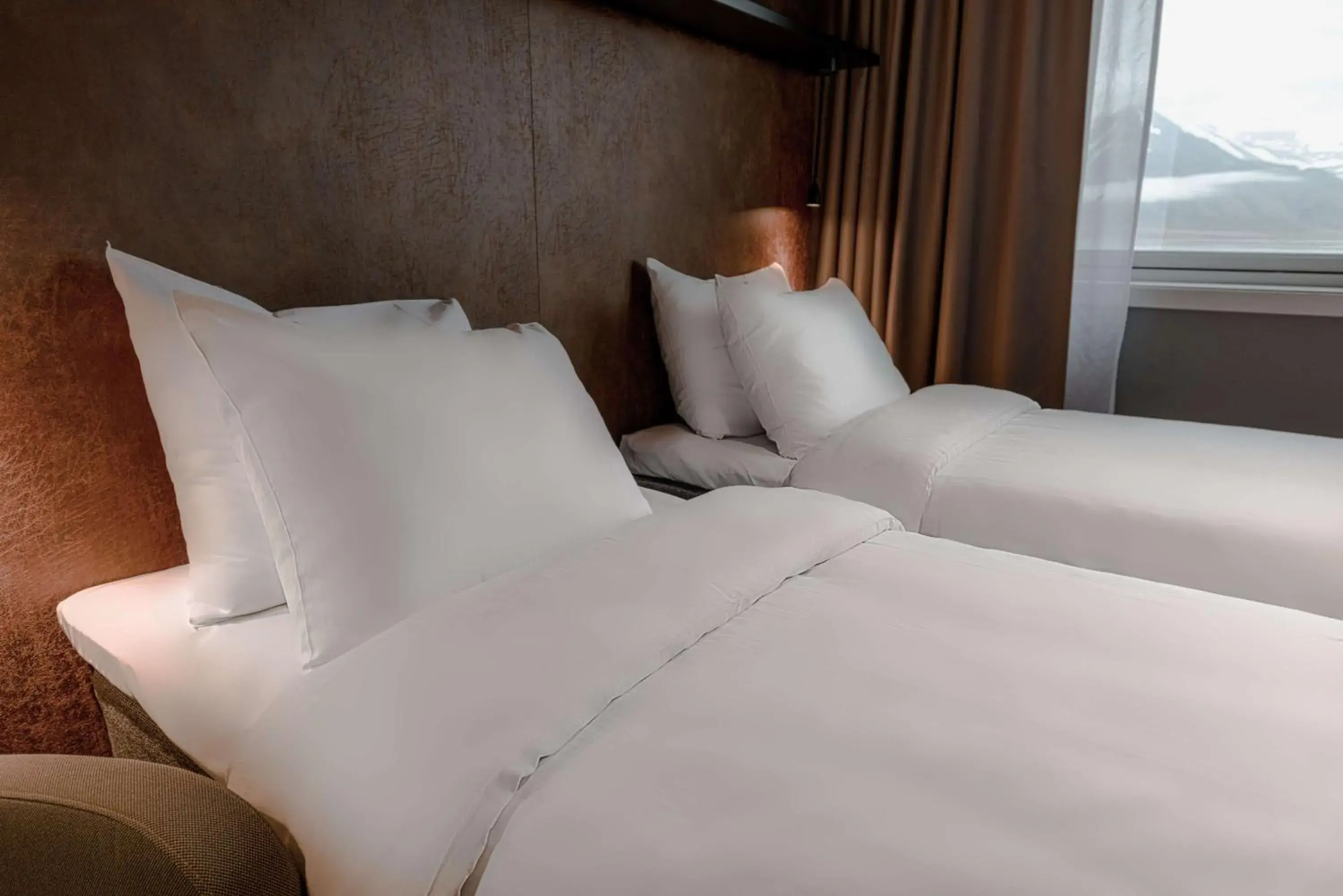 Bed in Radisson Blu Polar Hotel, Spitsbergen Bed in Radisson Blu Polar Hotel, Spitsbergen