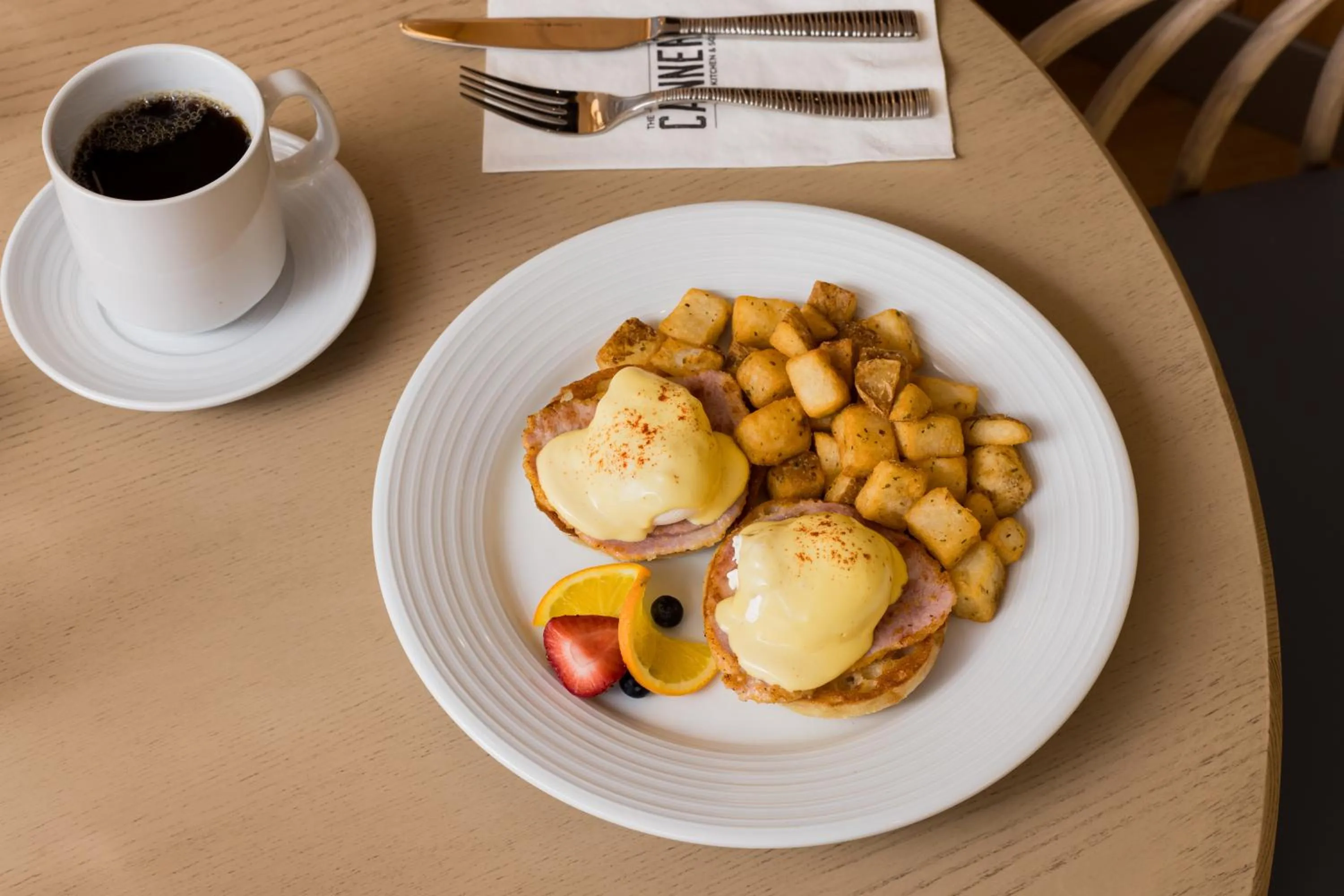 Breakfast in DoubleTree by Hilton Kingston - Newly Renovated