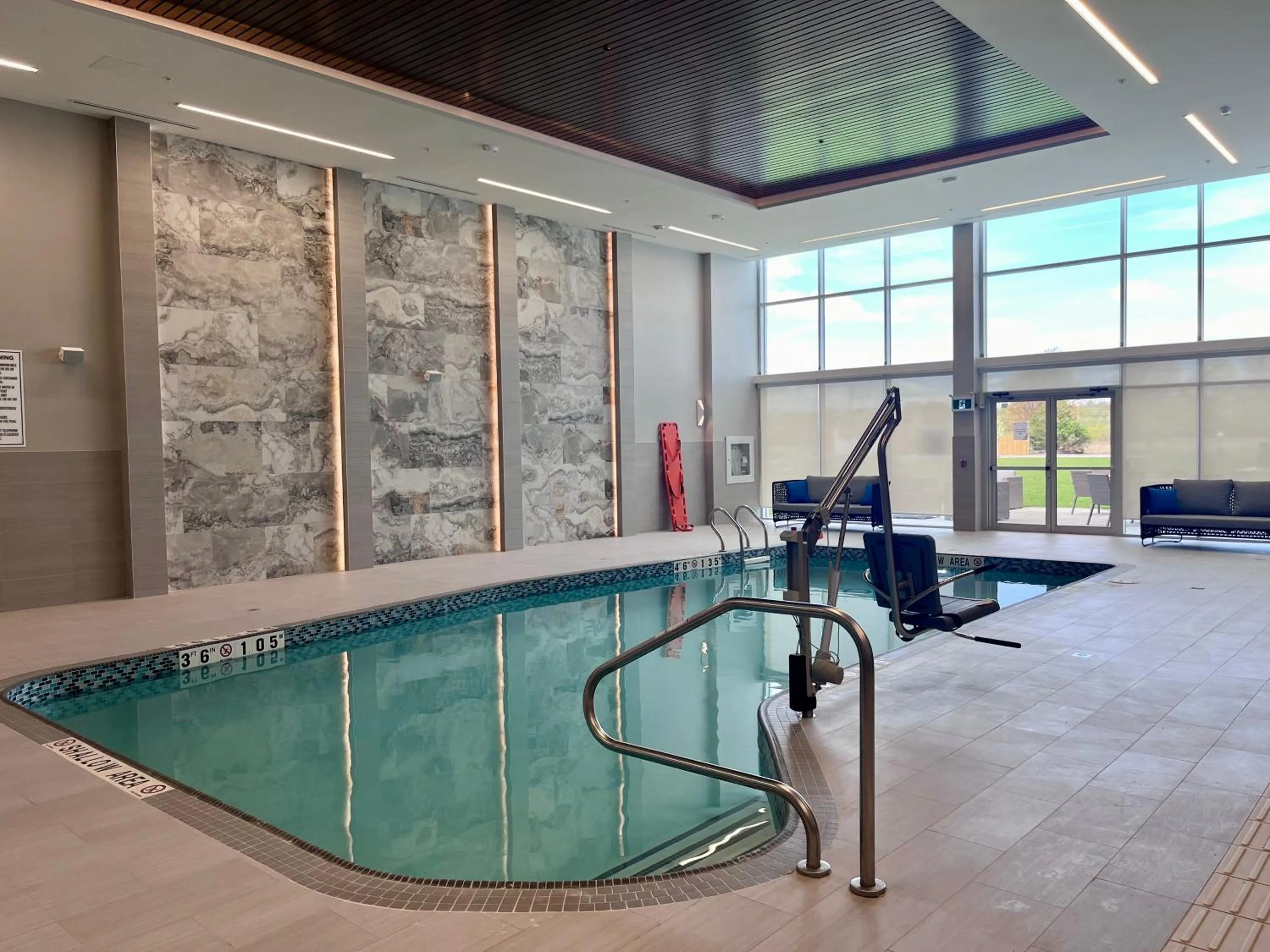 Swimming pool in DoubleTree by Hilton Kingston - Newly Renovated