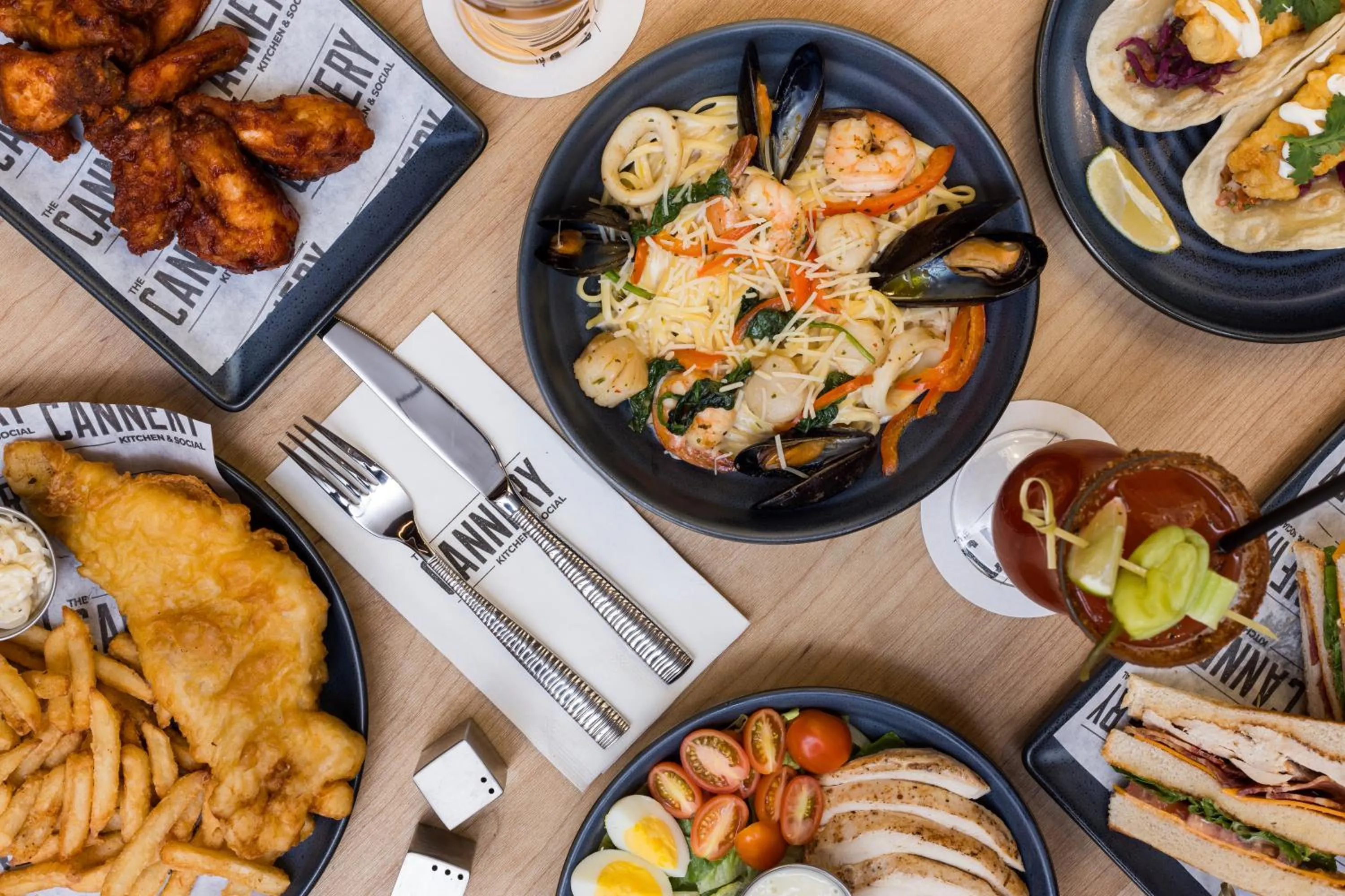 Food in DoubleTree by Hilton Kingston - Newly Renovated