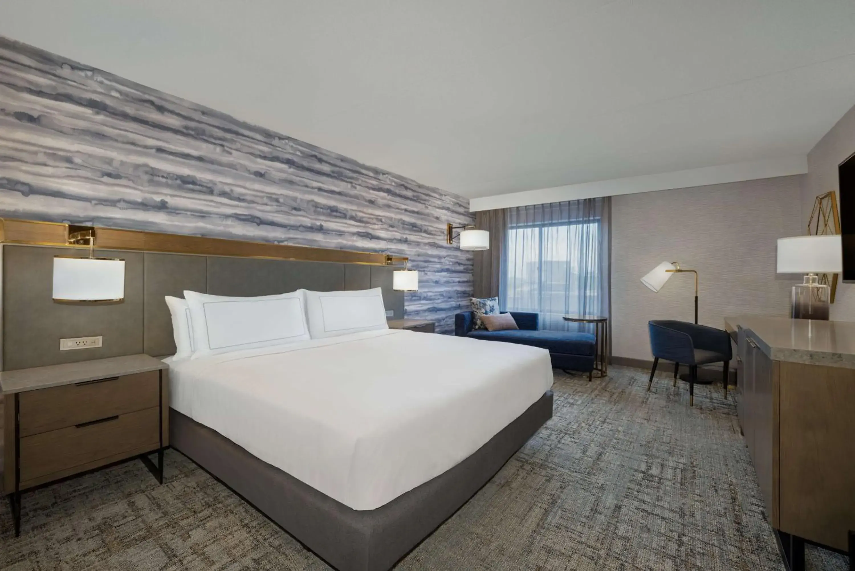 King Room in DoubleTree by Hilton Kingston - Newly Renovated King Room in DoubleTree by Hilton Kingston - Newly Renovated
