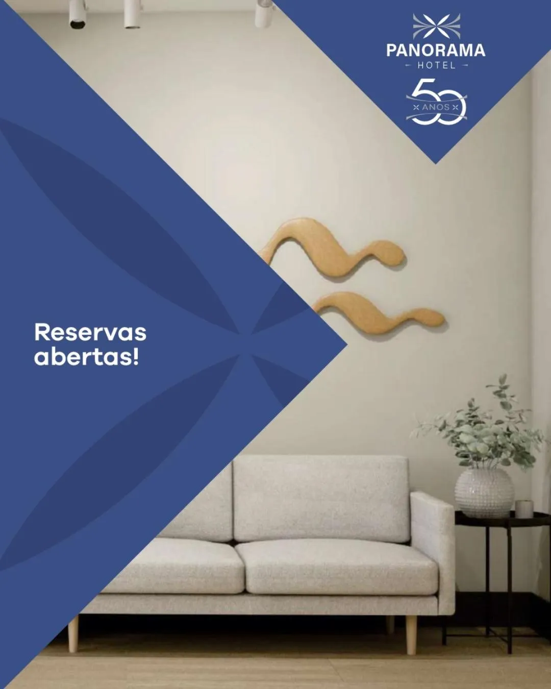 Living room in Panorama Hotel