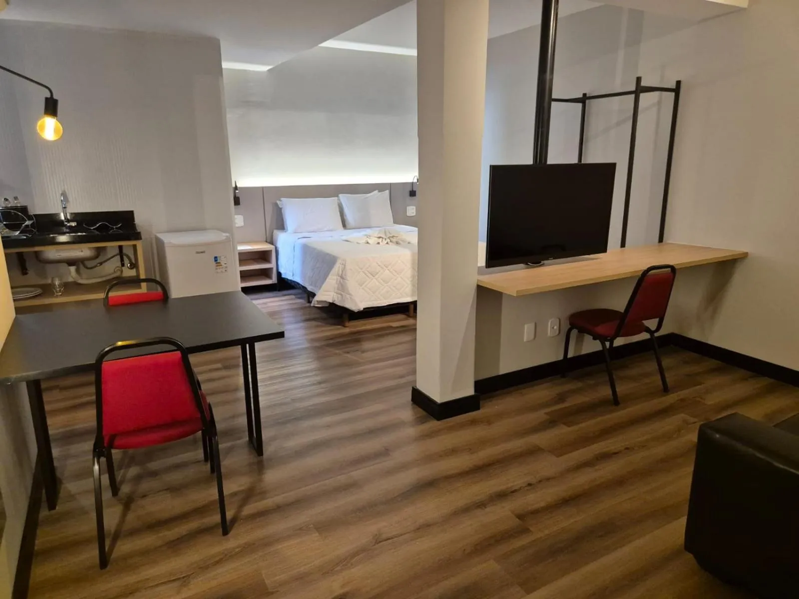 TV and multimedia in Panorama Hotel