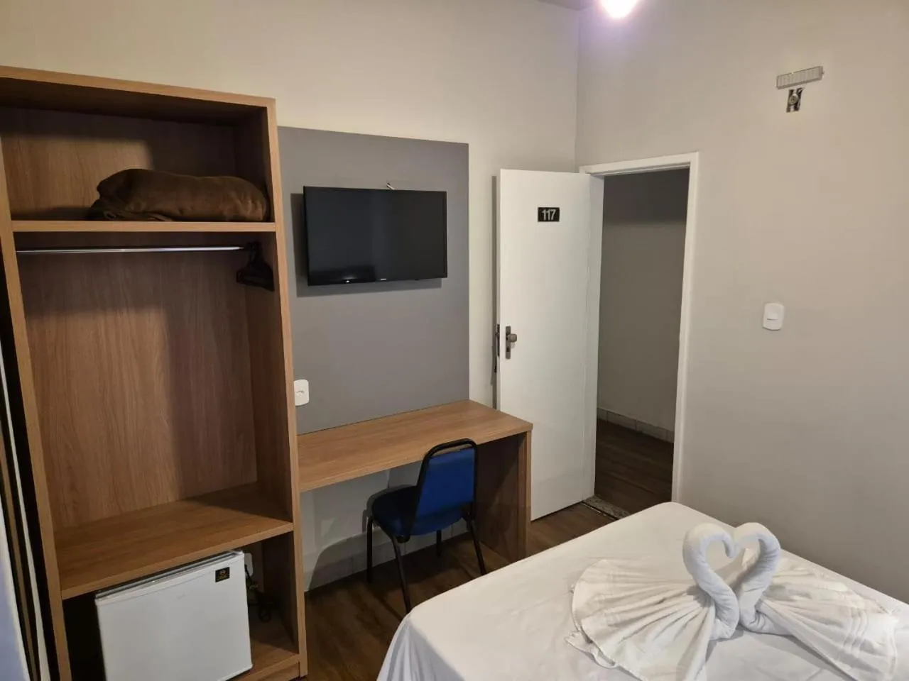 Bedroom, Bed in Panorama Hotel