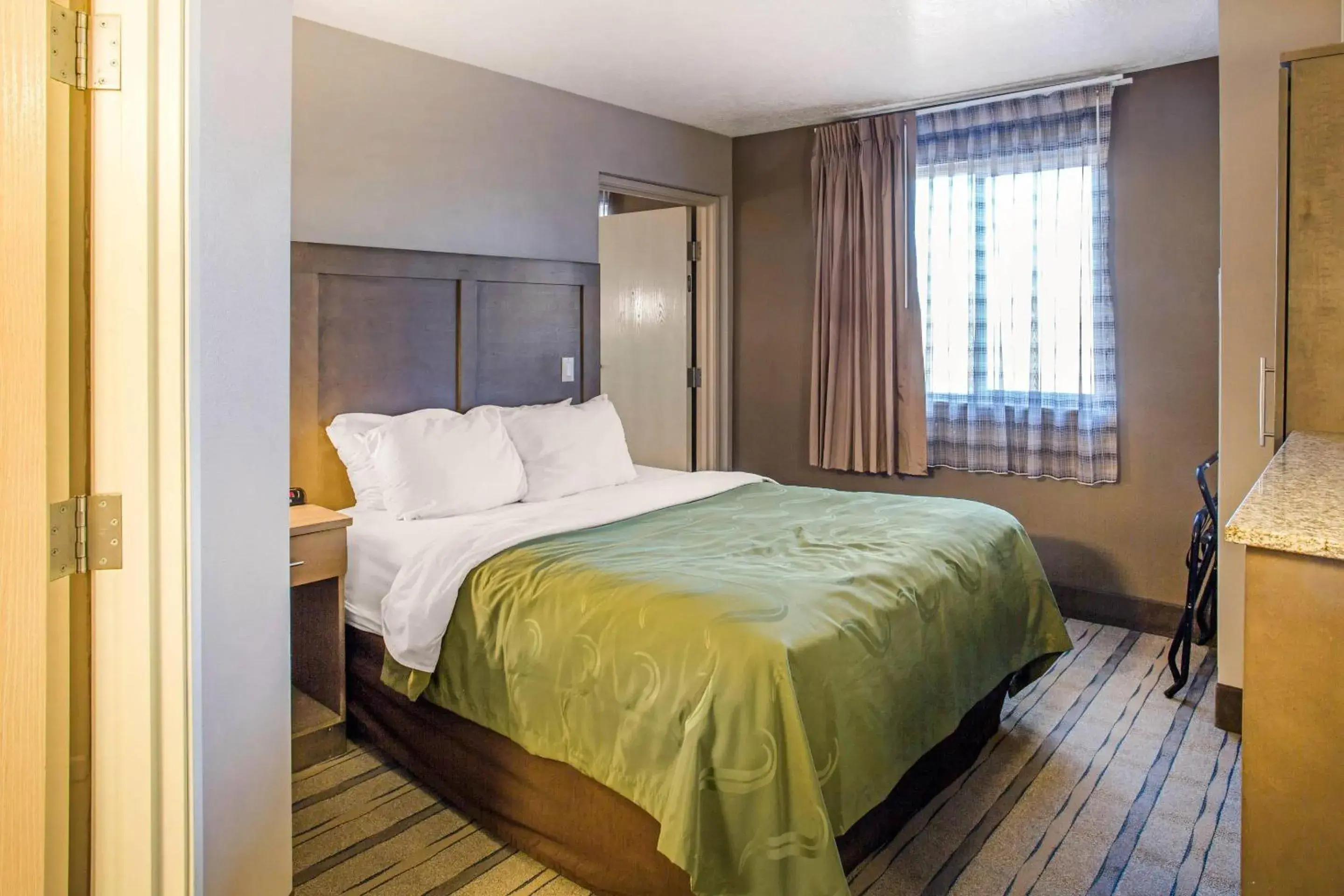 Bedroom, Bed in Quality Inn Moriarty Bedroom, Bed in Quality Inn Moriarty