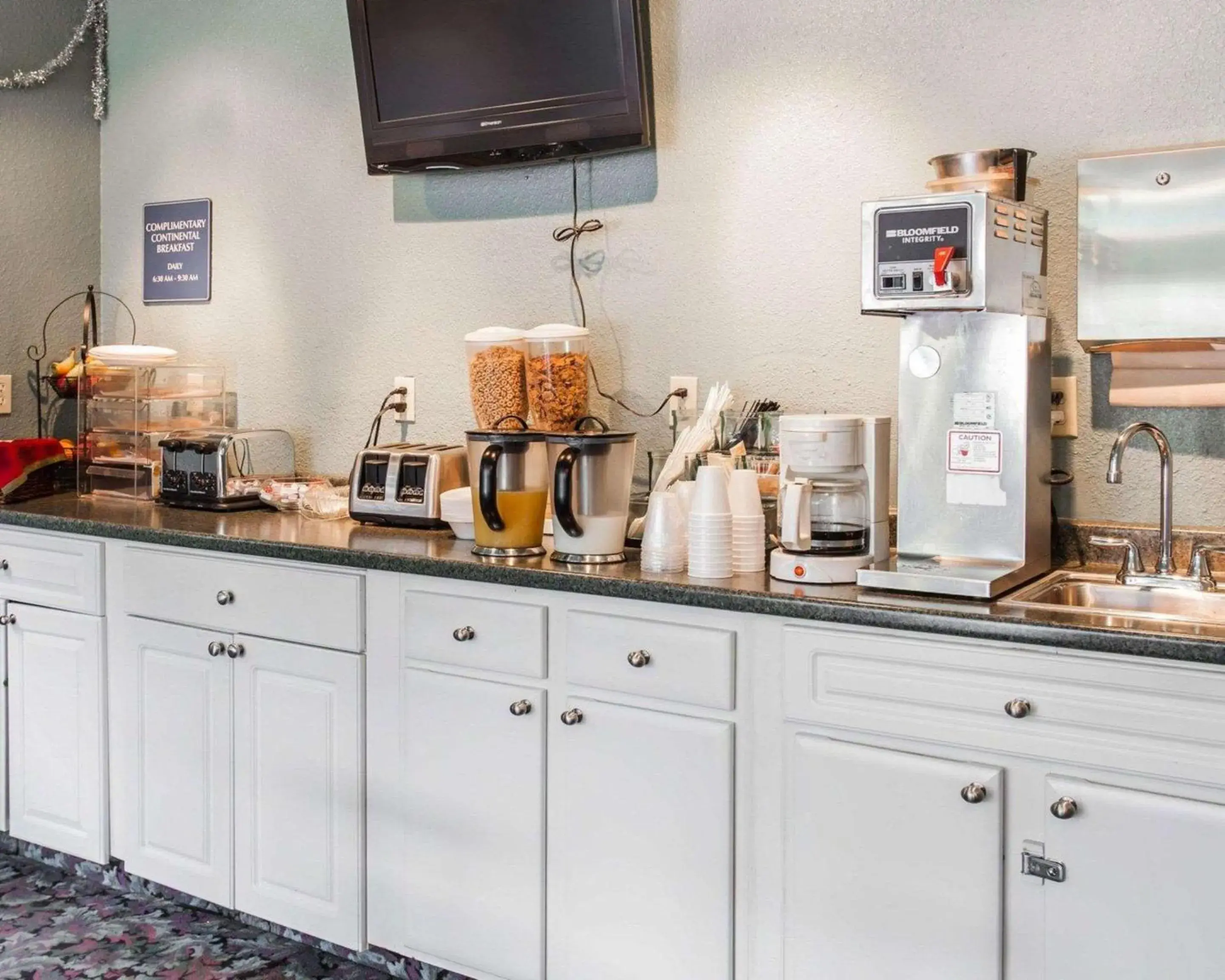 Restaurant/places to eat in Rodeway Inn Stevenson Restaurant/places to eat in Rodeway Inn Stevenson