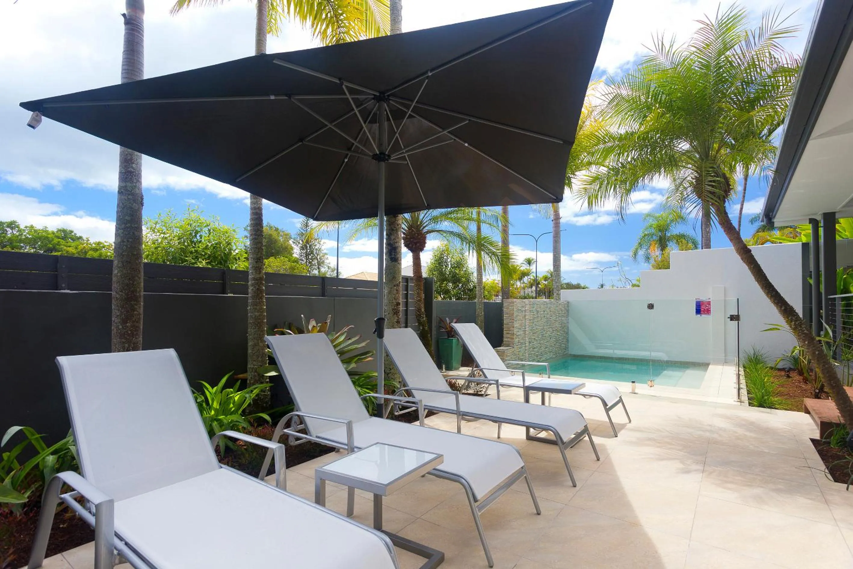 Patio in Noosa Boutique Apartments & Elkhorn Villas