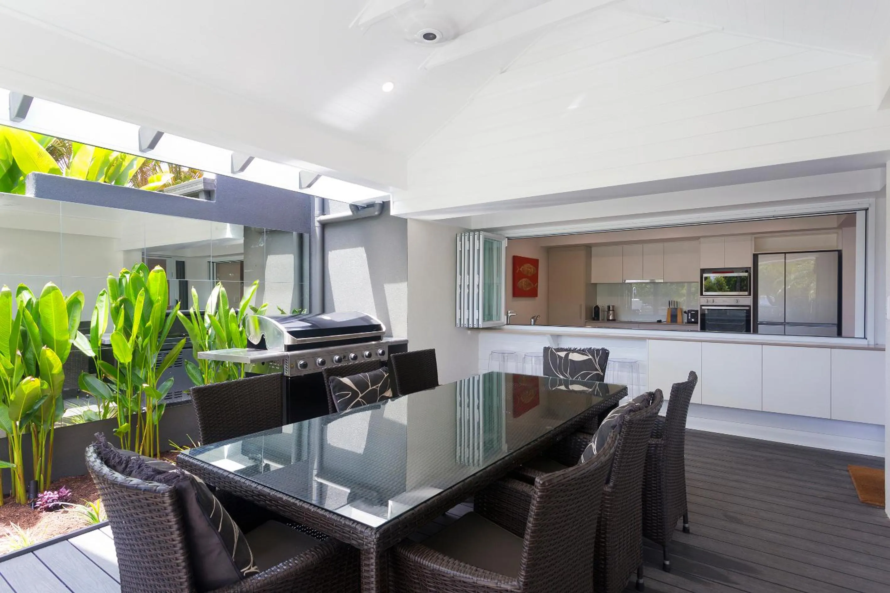 Patio in Noosa Boutique Apartments & Elkhorn Villas