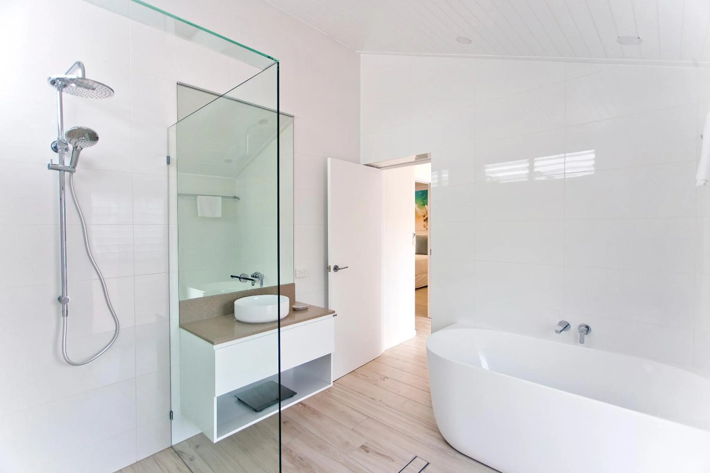 Shower in Noosa Boutique Apartments & Elkhorn Villas