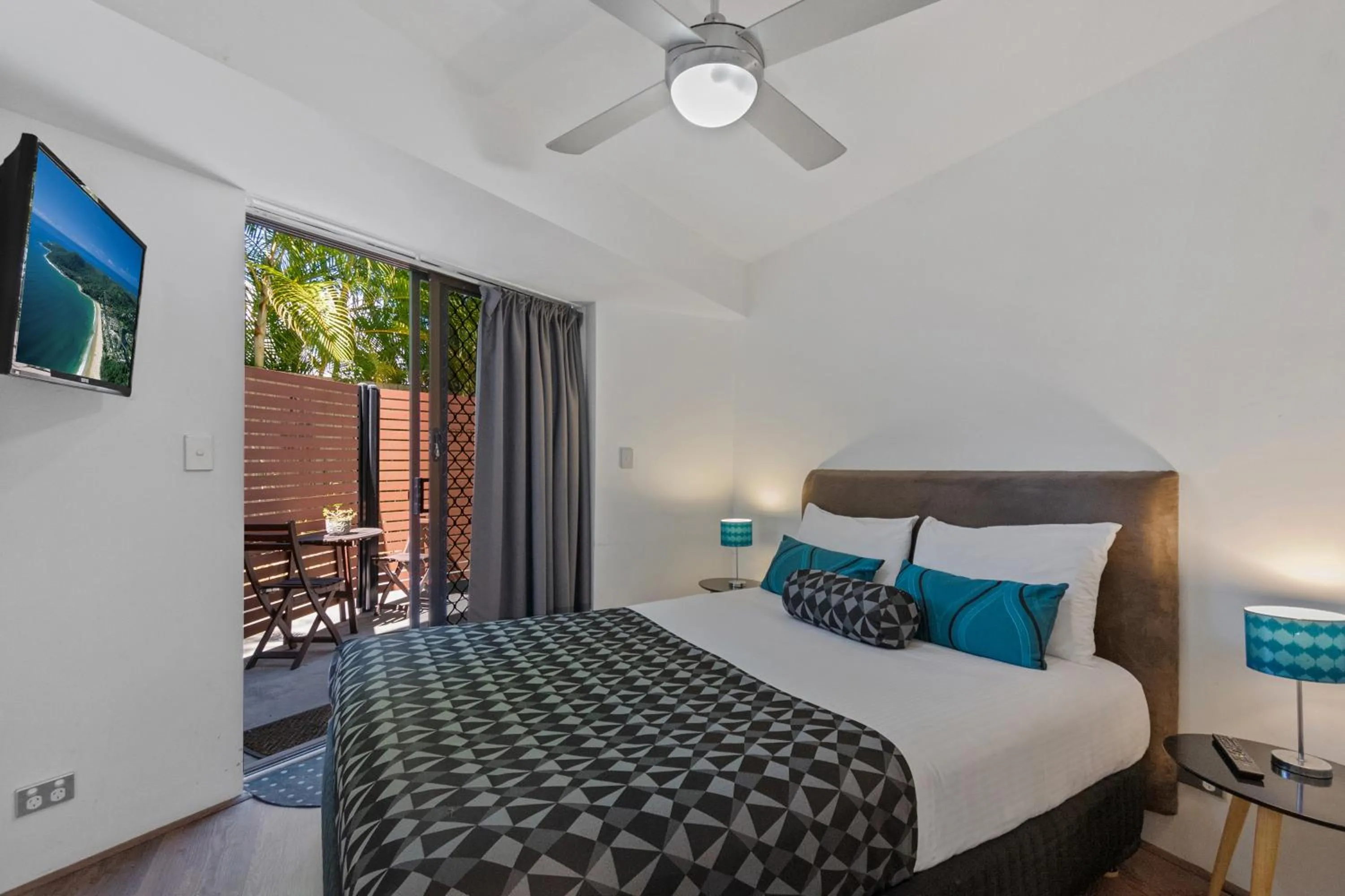 Bedroom, Bed in Noosa Boutique Apartments & Elkhorn Villas