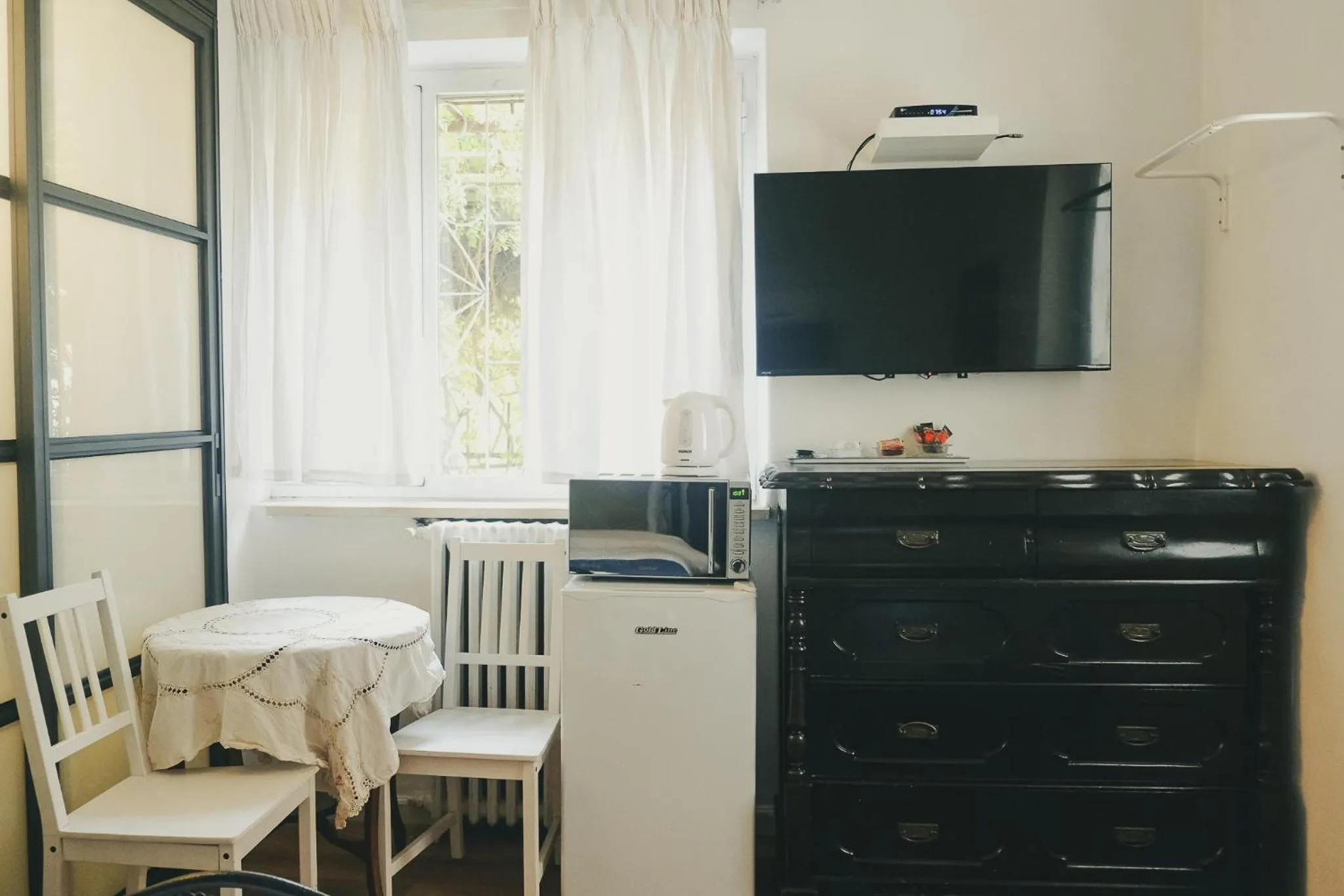 TV and multimedia in Tzefania Hotel