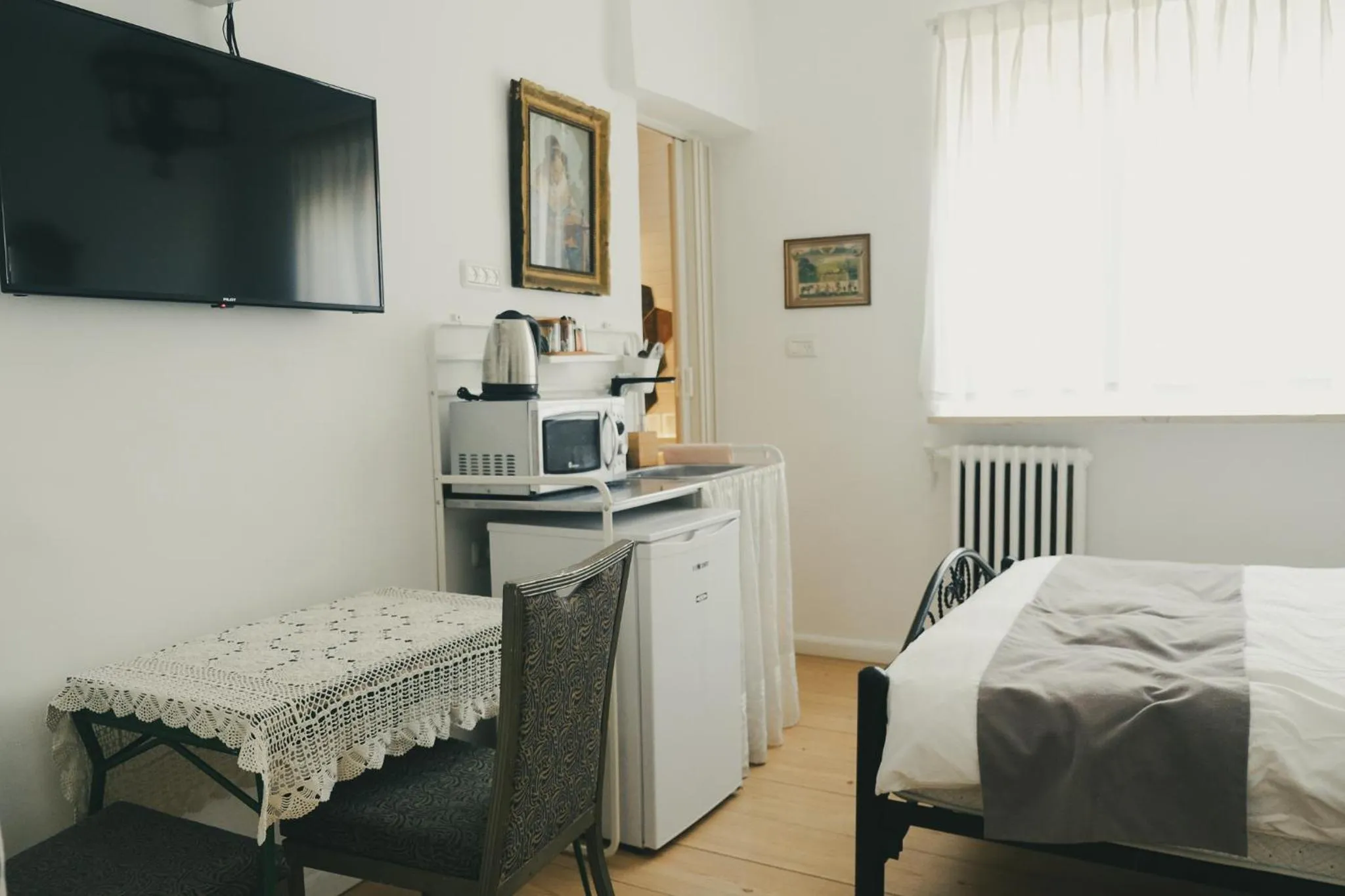 TV and multimedia, Bed in Tzefania Hotel
