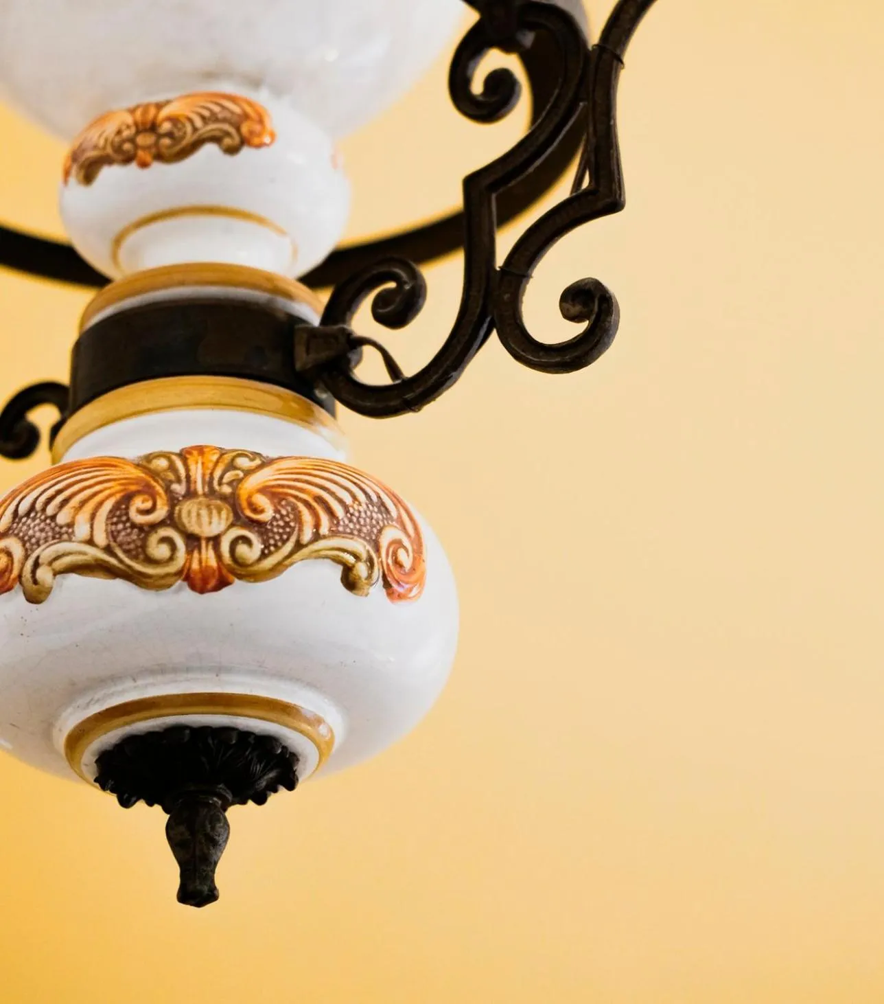 Decorative detail in Tzefania Hotel