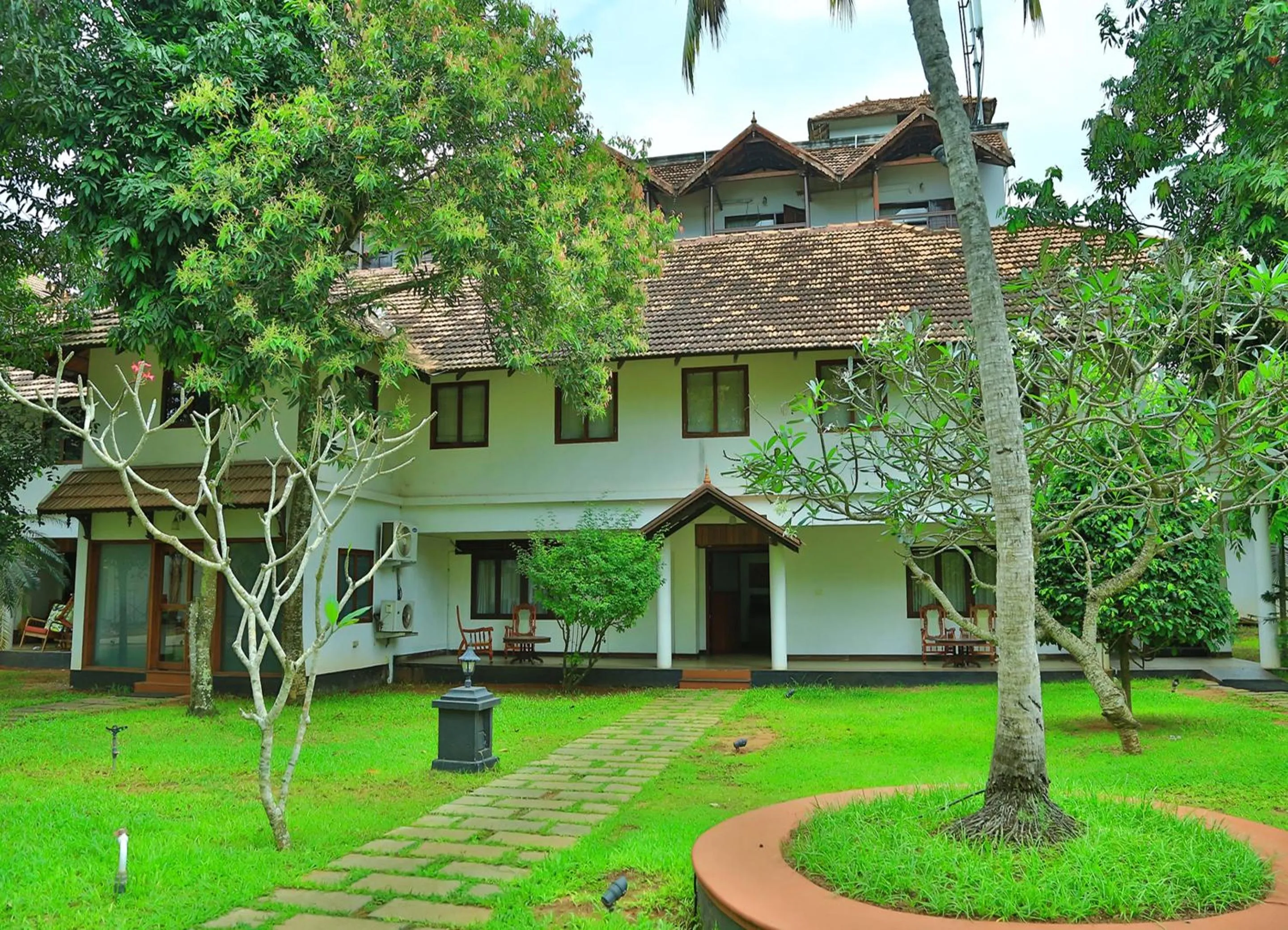 Property building in Estuary Sarovar Premiere Poovar Island