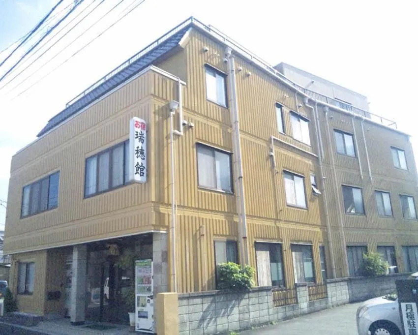 Property building in Mizuhokan