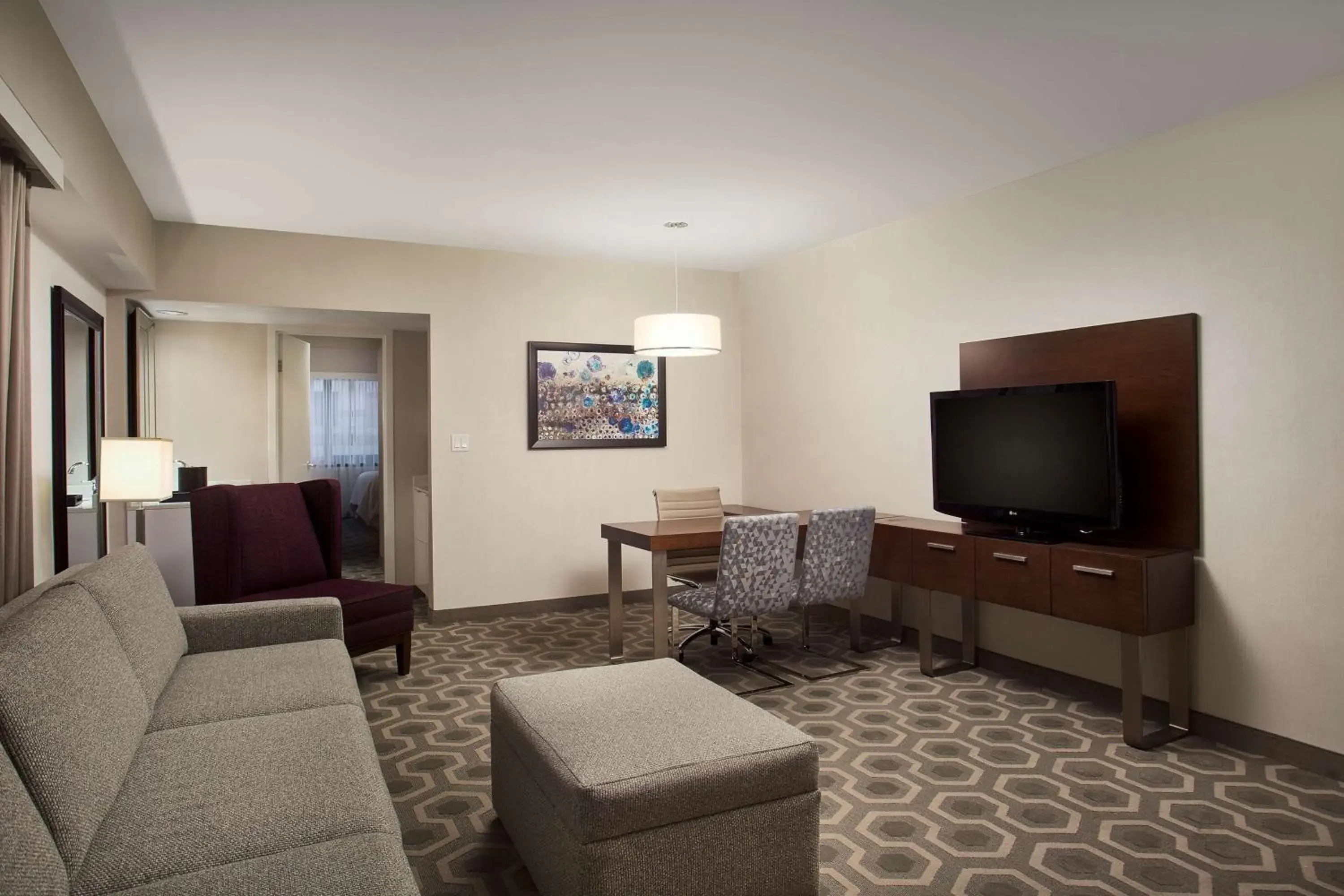 Bed in Embassy Suites by Hilton Washington D.C. Georgetown Bed in Embassy Suites by Hilton Washington D.C. Georgetown