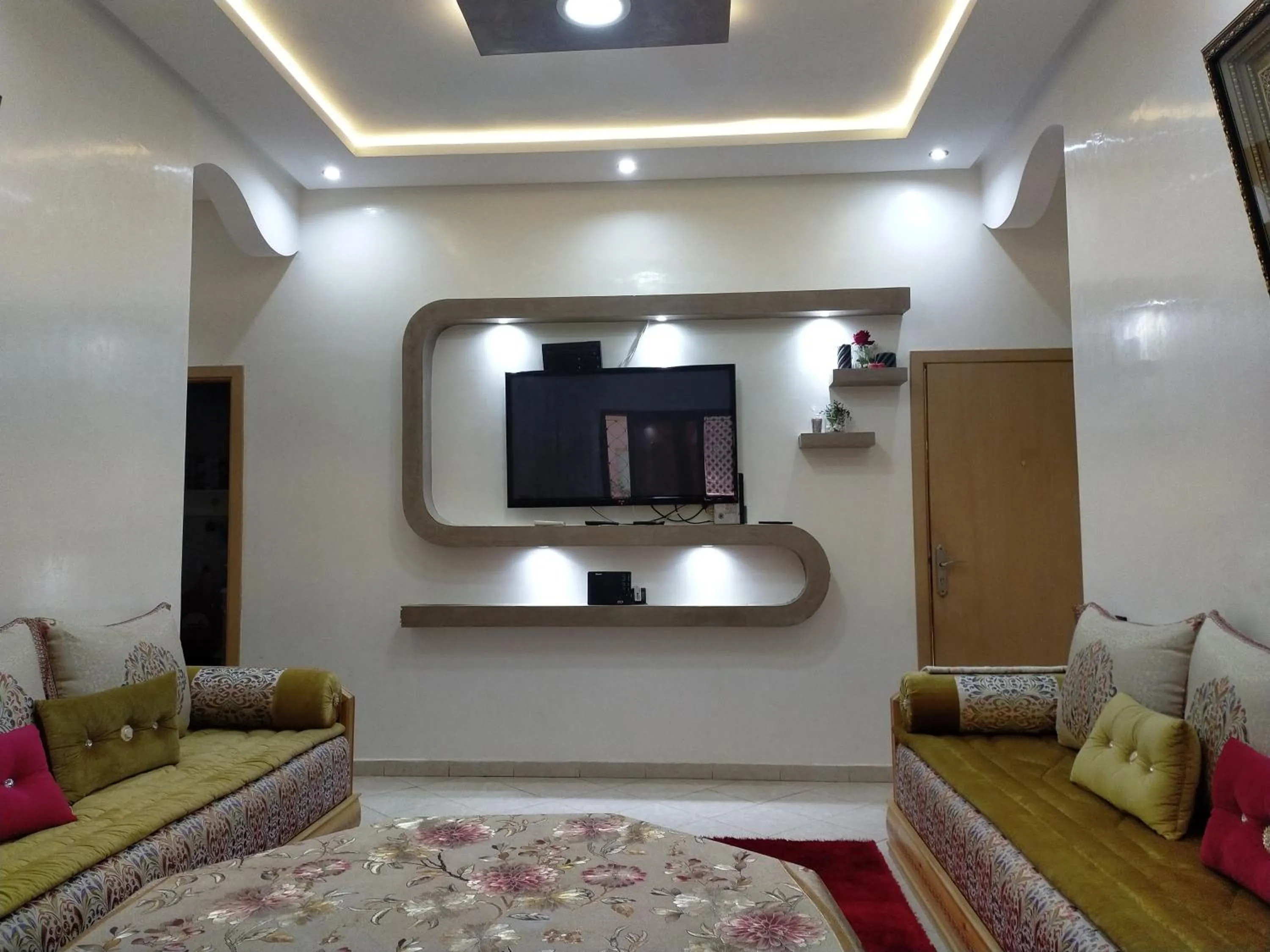 Bed in Theresa apartments