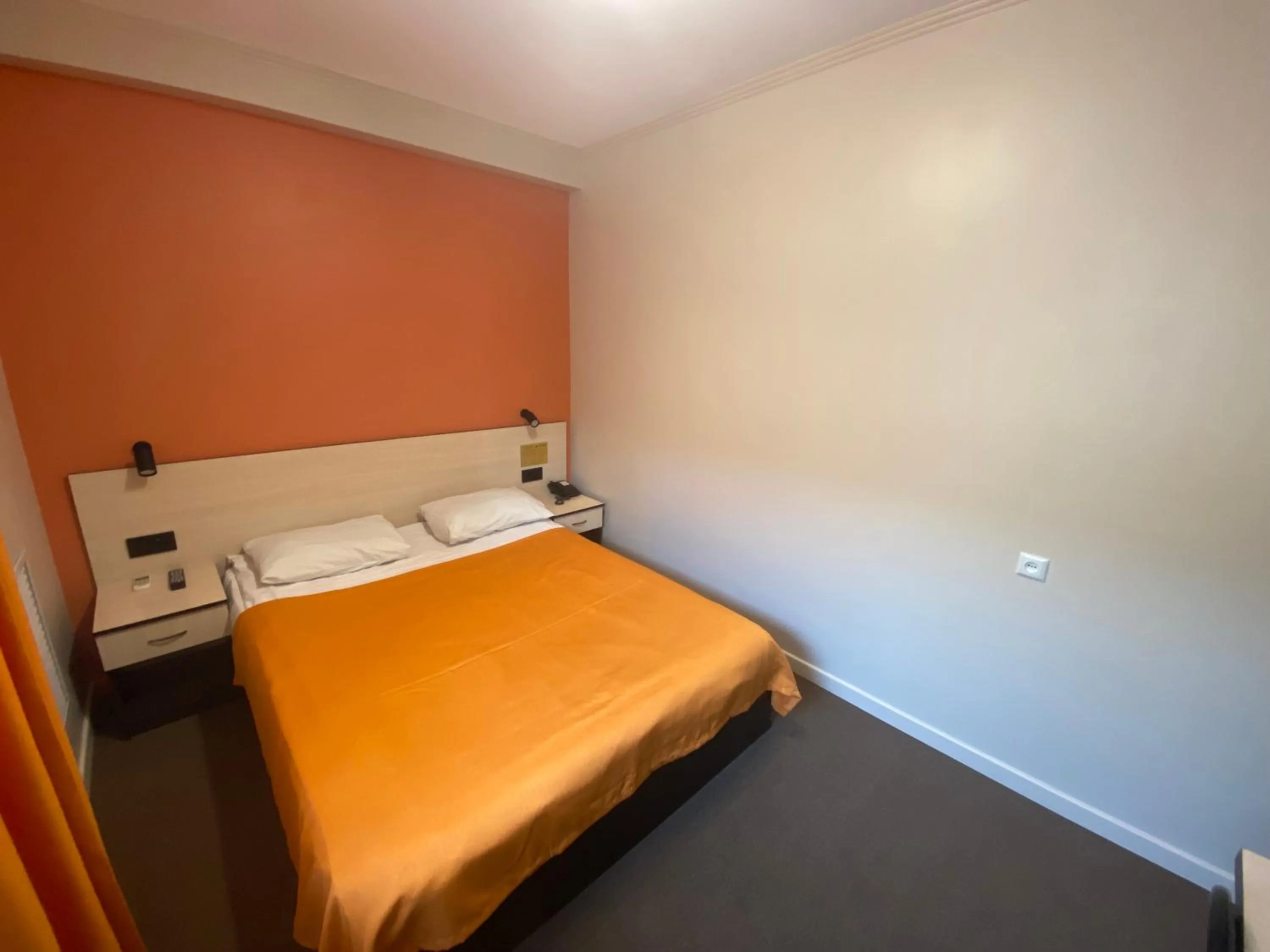 Bed in Ulpan Mini Hotel