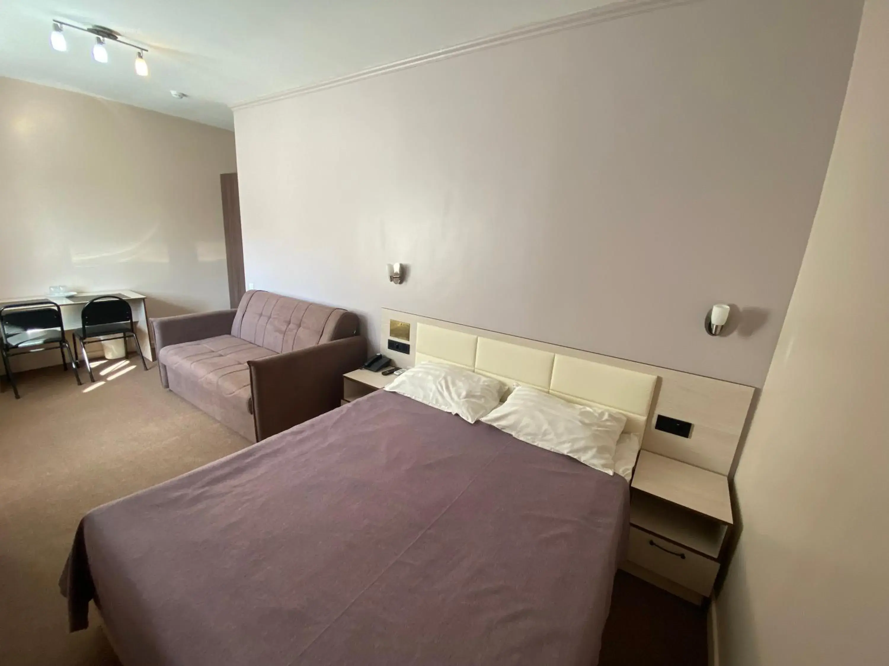 Bed in Ulpan Mini Hotel Bed in Ulpan Mini Hotel