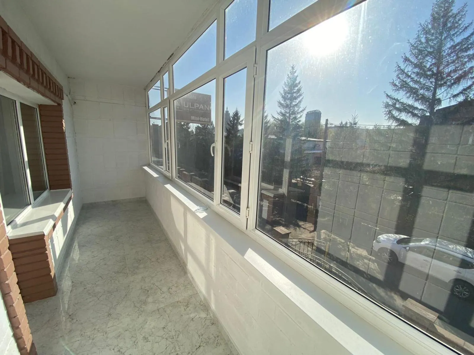 Day in Ulpan Mini Hotel