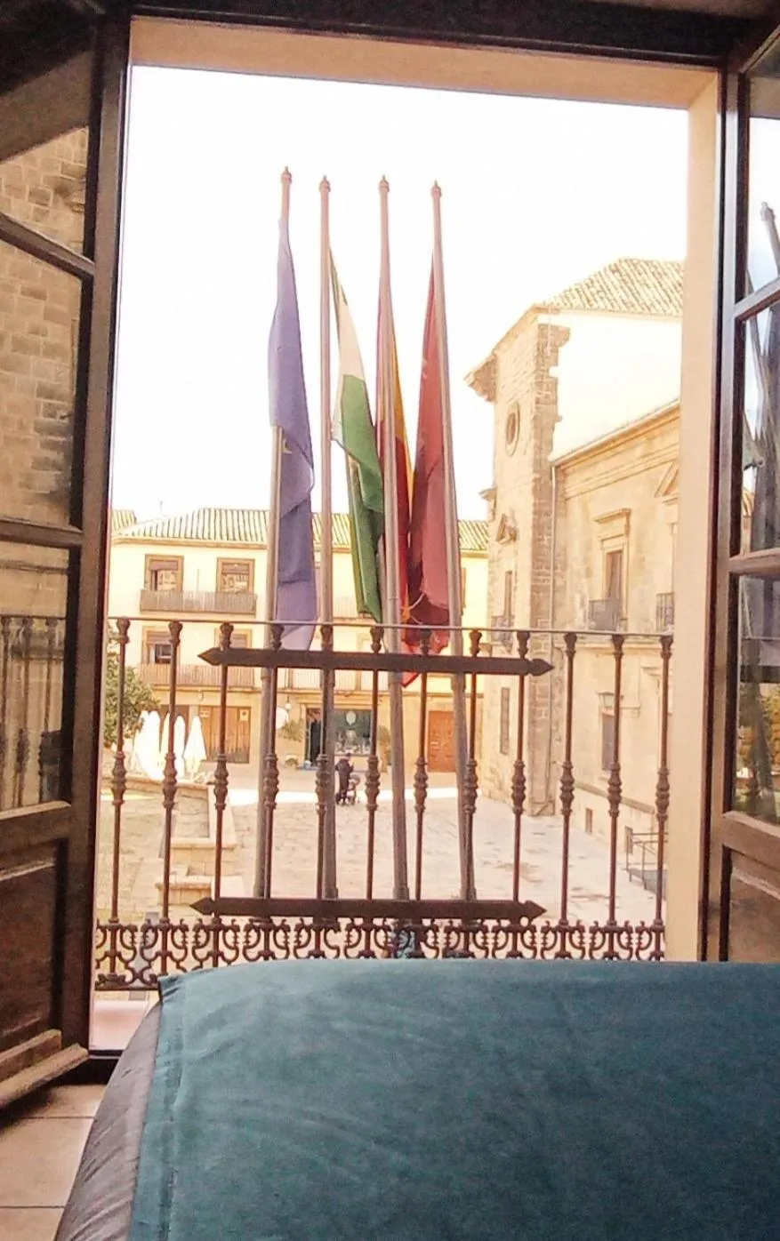 Balcony/Terrace, Bed in Hotel María de Molina
