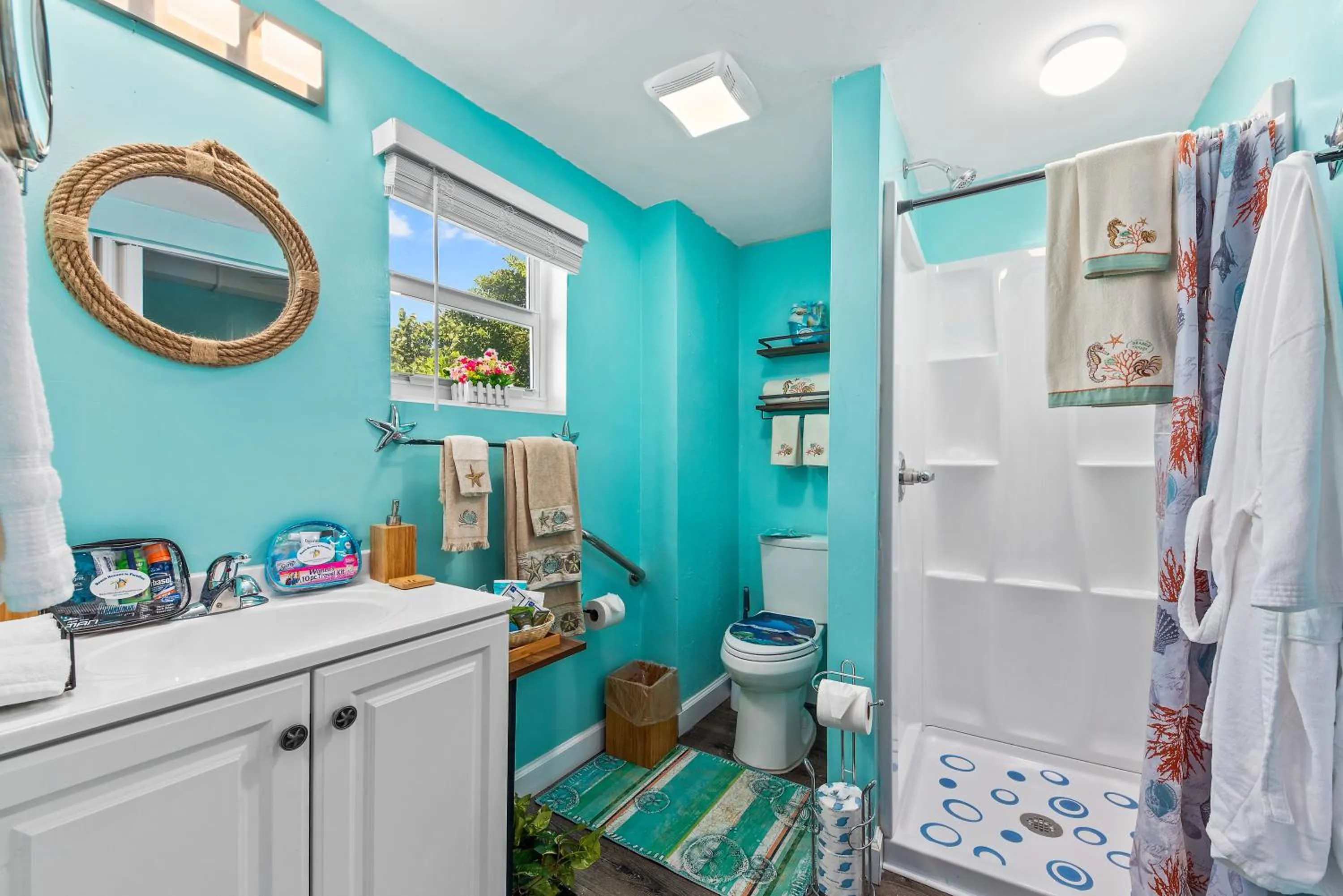 Bathroom in Aquarius North