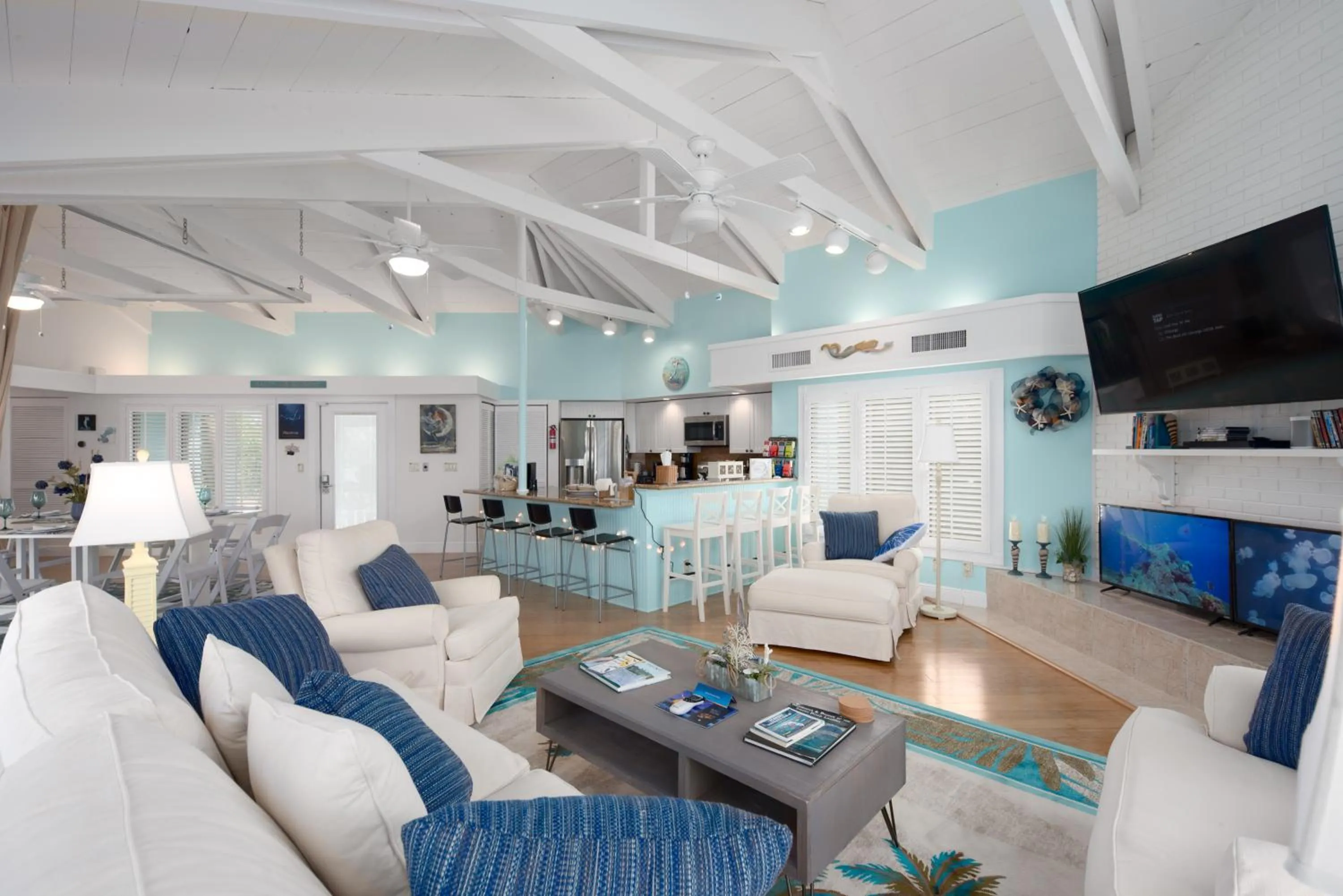 TV and multimedia in Aquarius North