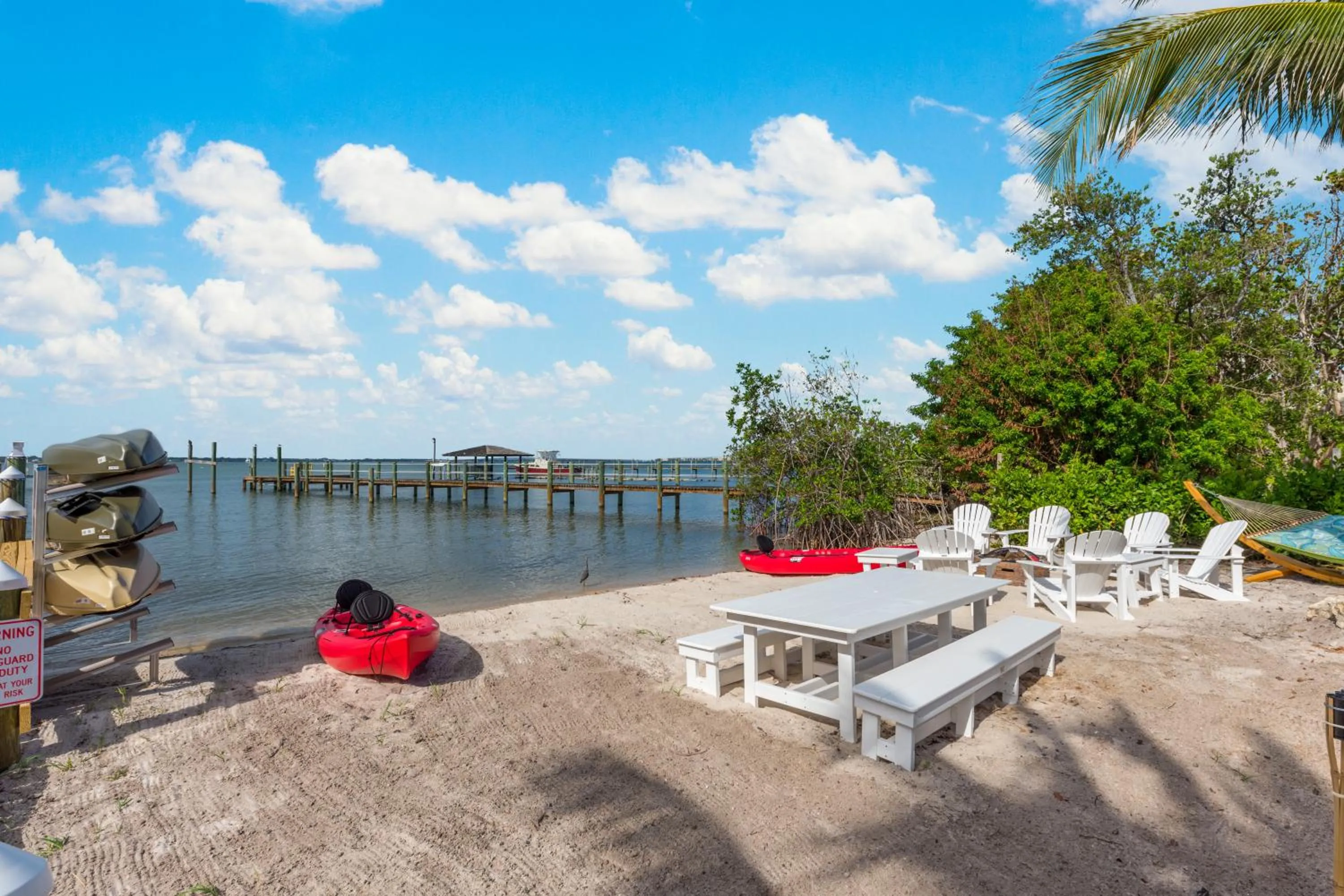 Patio in Aquarius North