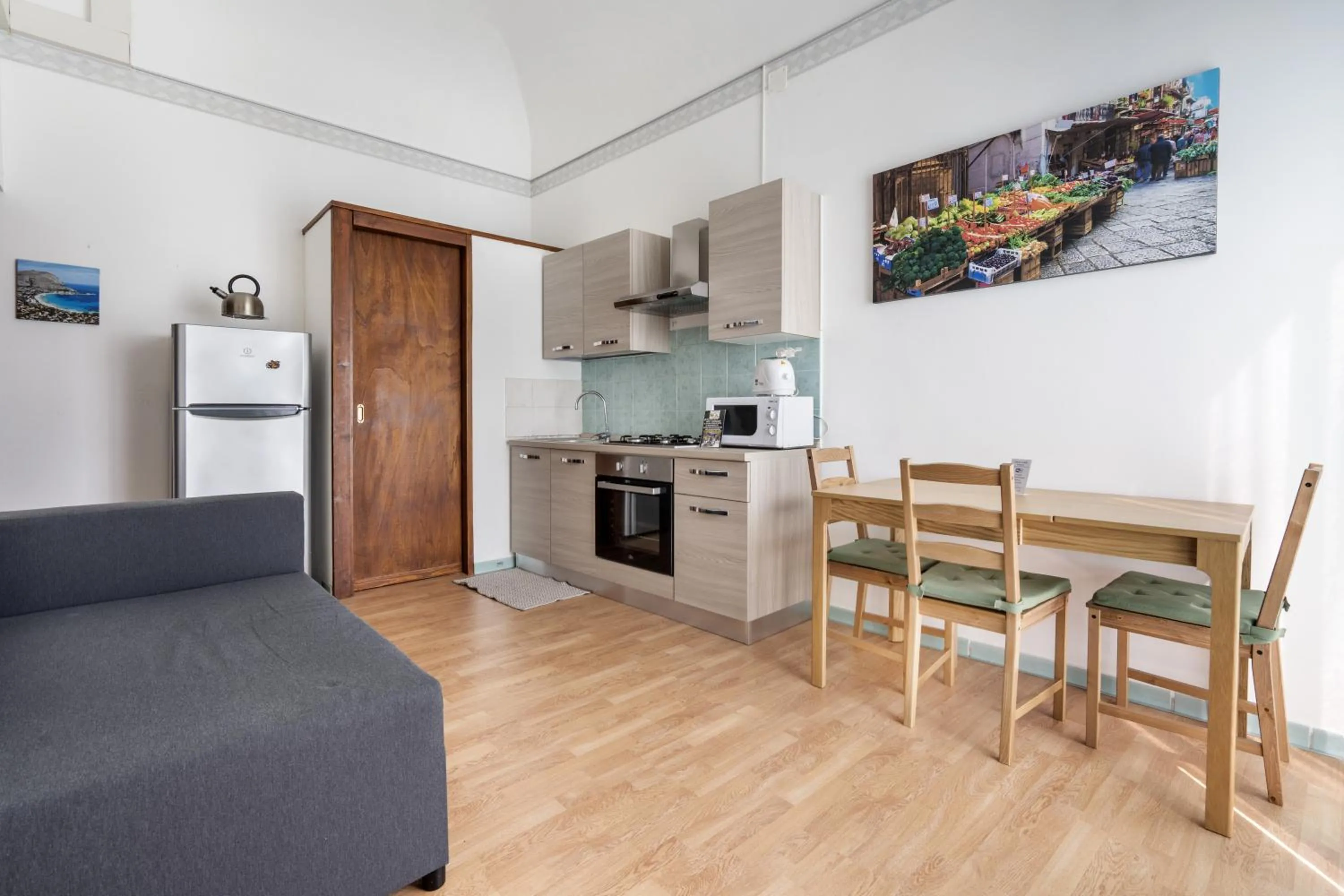 Kitchen or kitchenette in Porta Carini Residence