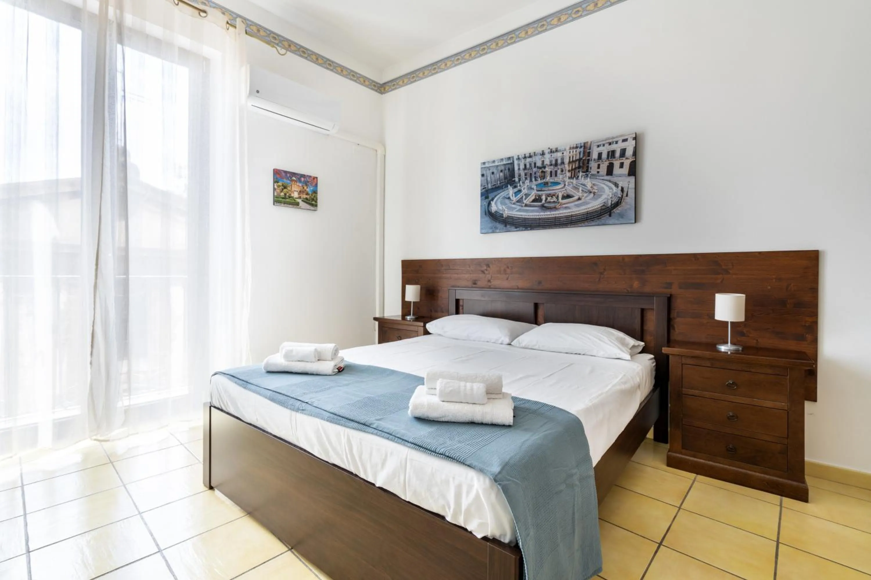 Bed in Porta Carini Residence